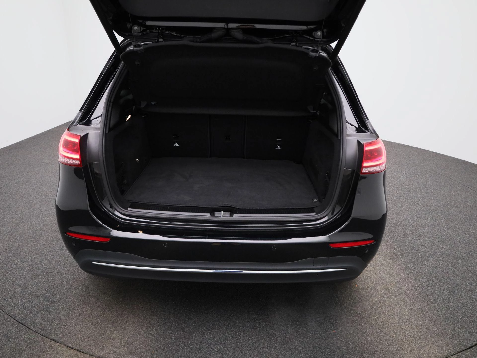 Mercedes-Benz-B-Klasse-image-10