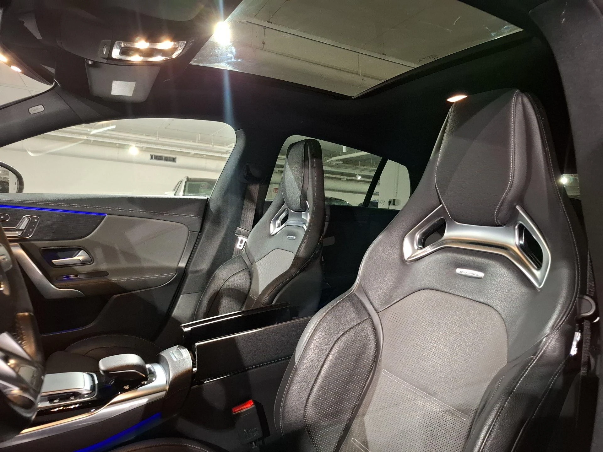 Mercedes-Benz-CLA-image-12