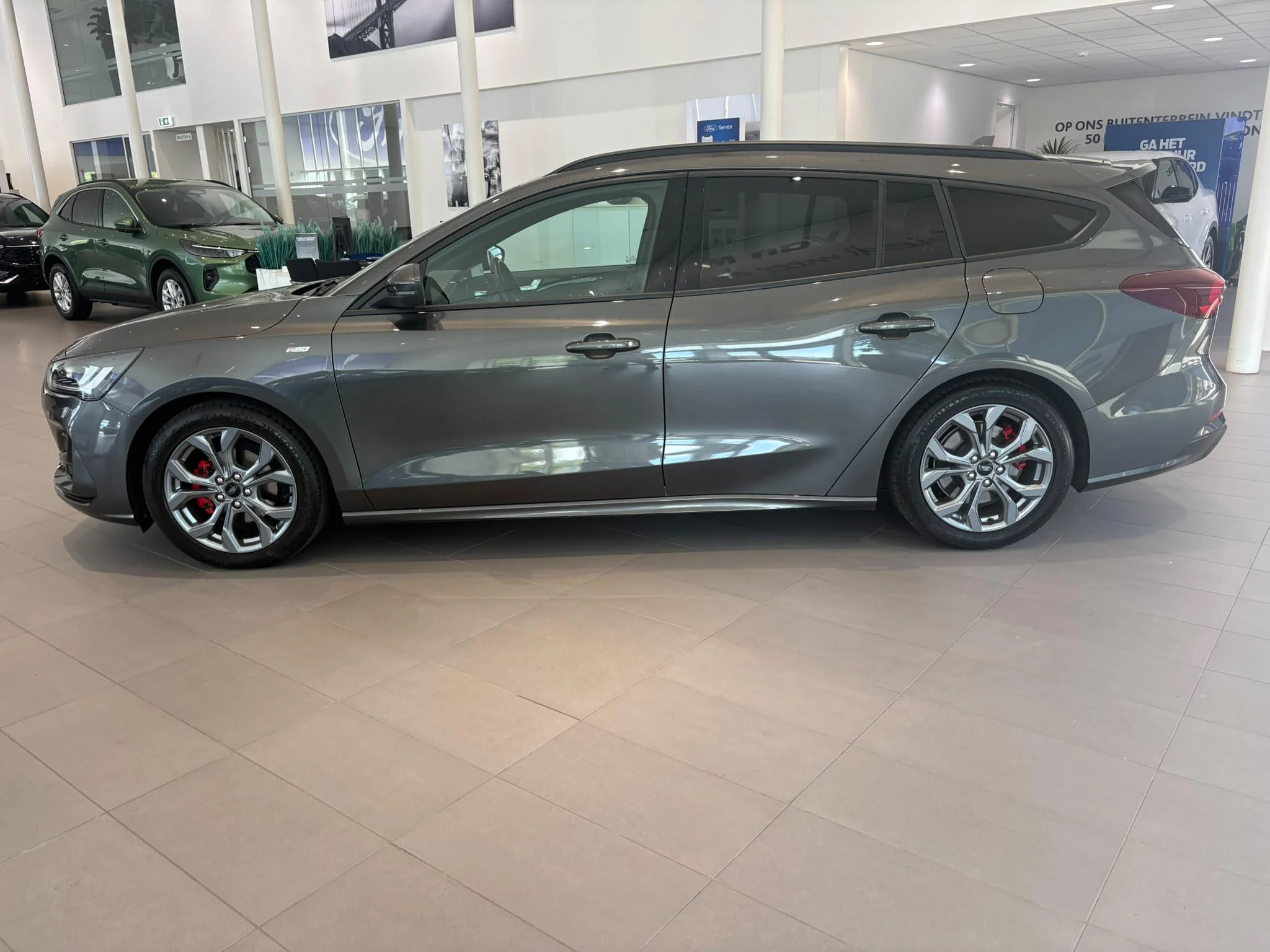 Ford Focus Wagon 1.0 EcoBoost Hybrid ST Line X