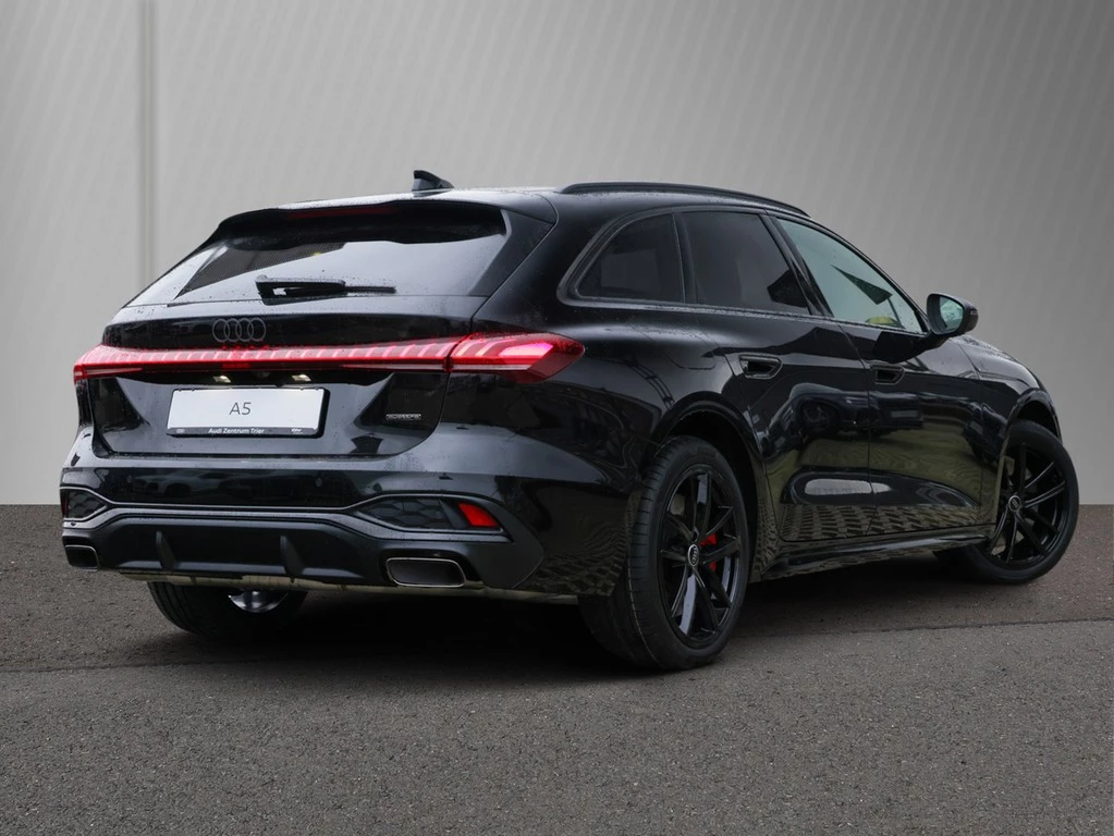 Audi A5 Avant e-hybrid quattro