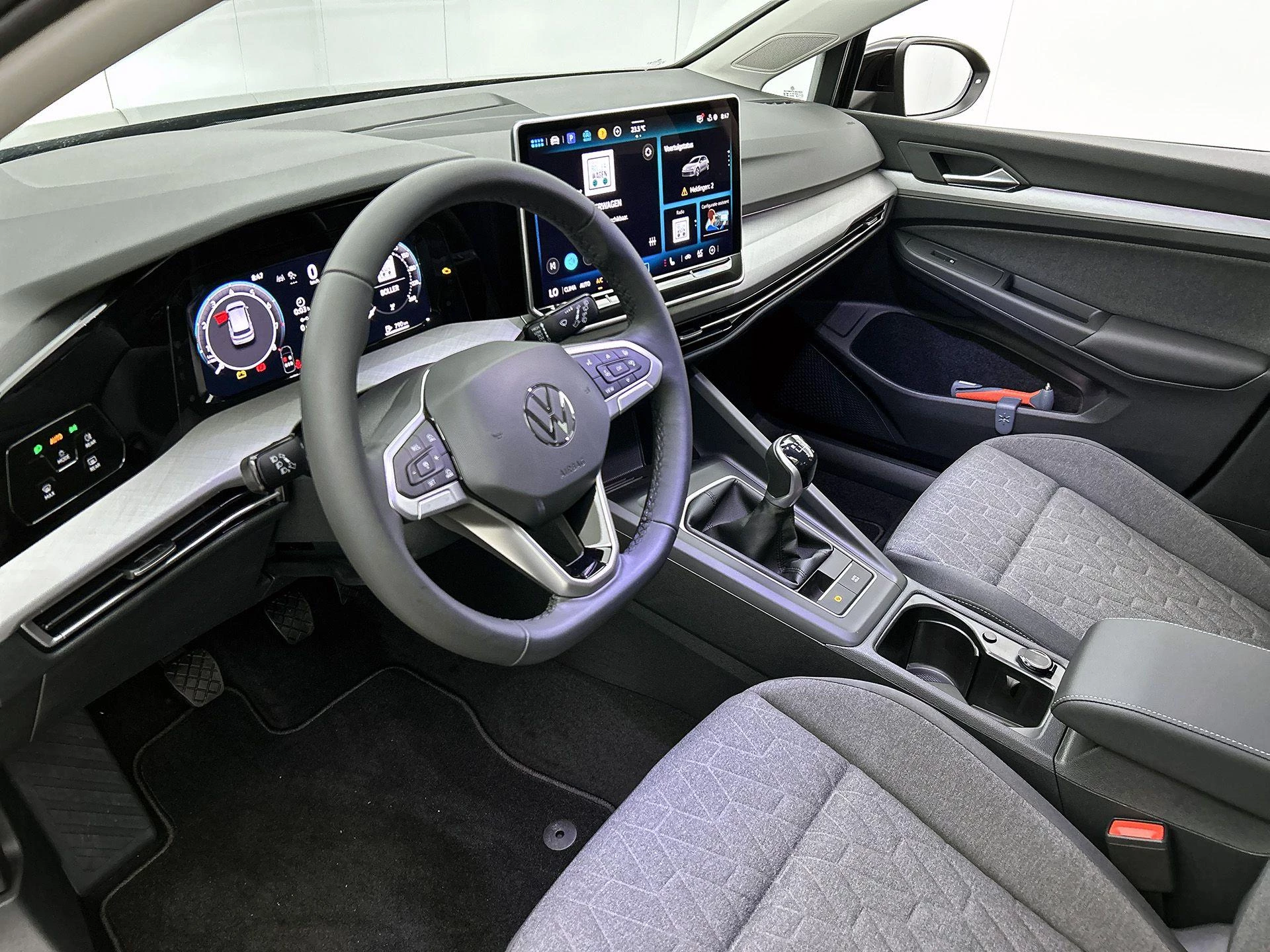 Volkswagen-Golf-image-20
