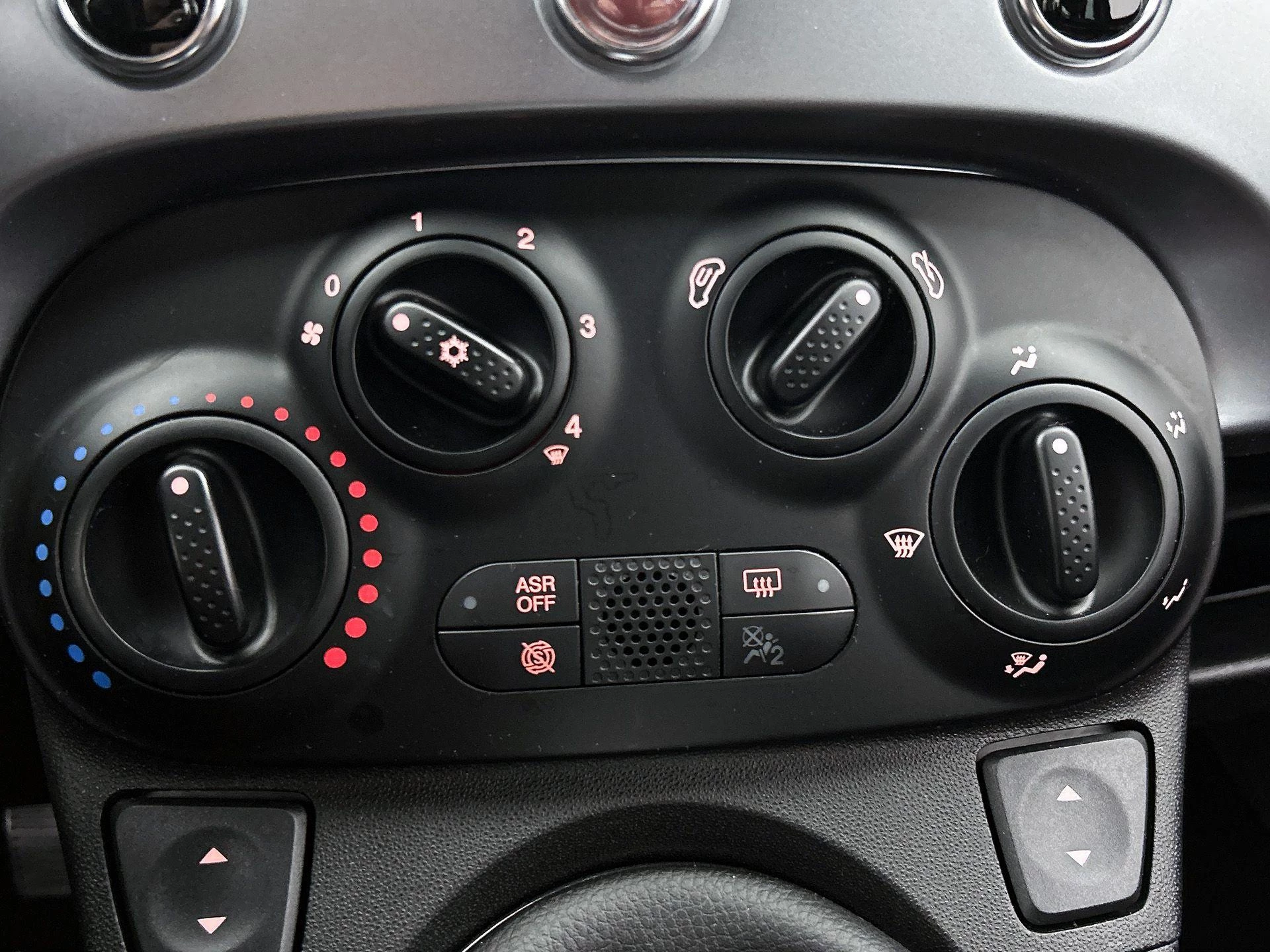 Fiat-500-image-23
