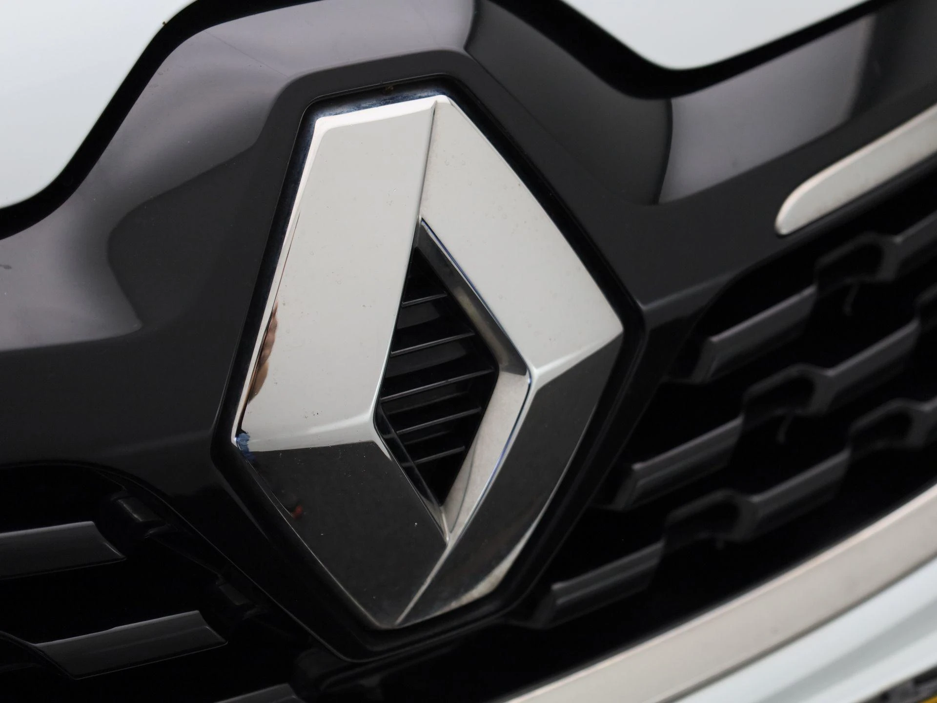 Renault-Arkana-image-32
