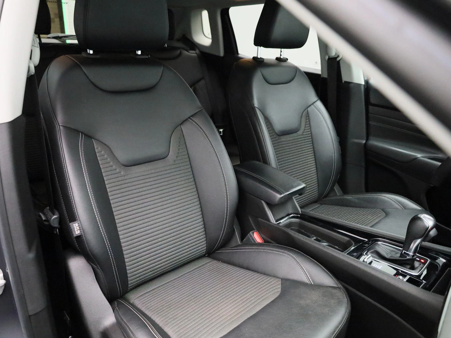 Jeep Compass 1.3 Turbo T4 190 4xe ATX Night Eagle