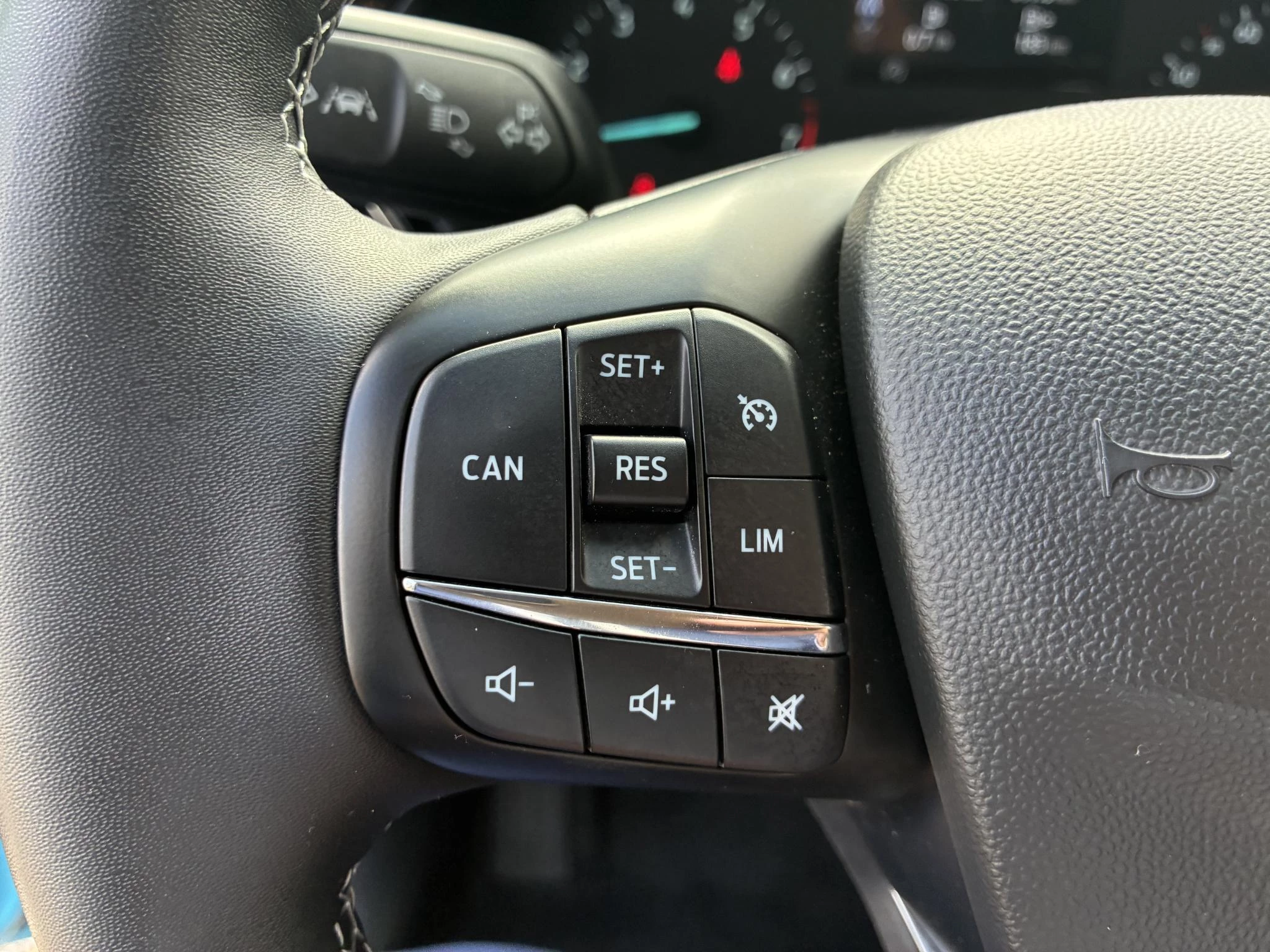 Ford Fiesta 1.0 EcoBoost Hybrid Titanium