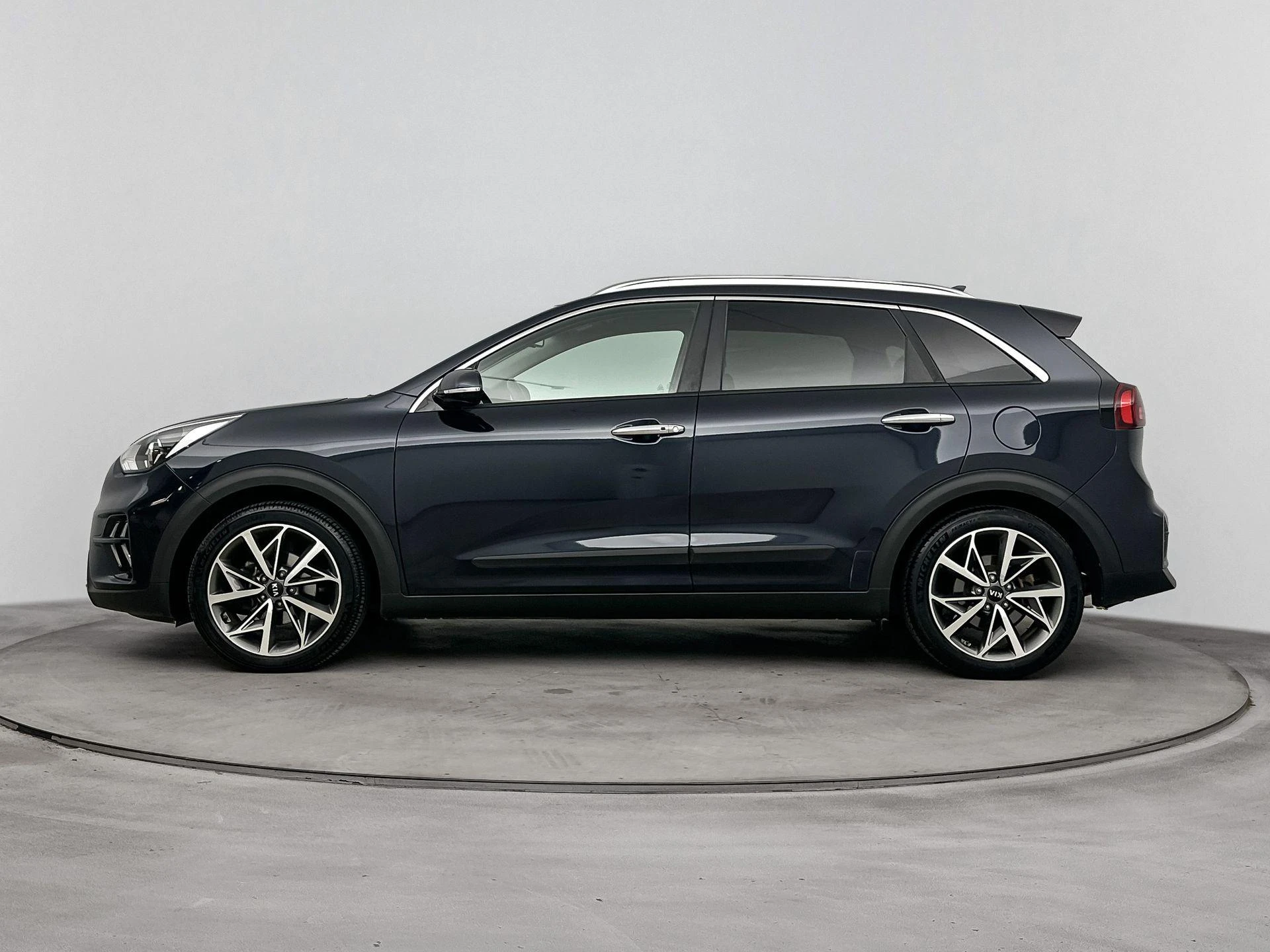 Kia-Niro-image-1