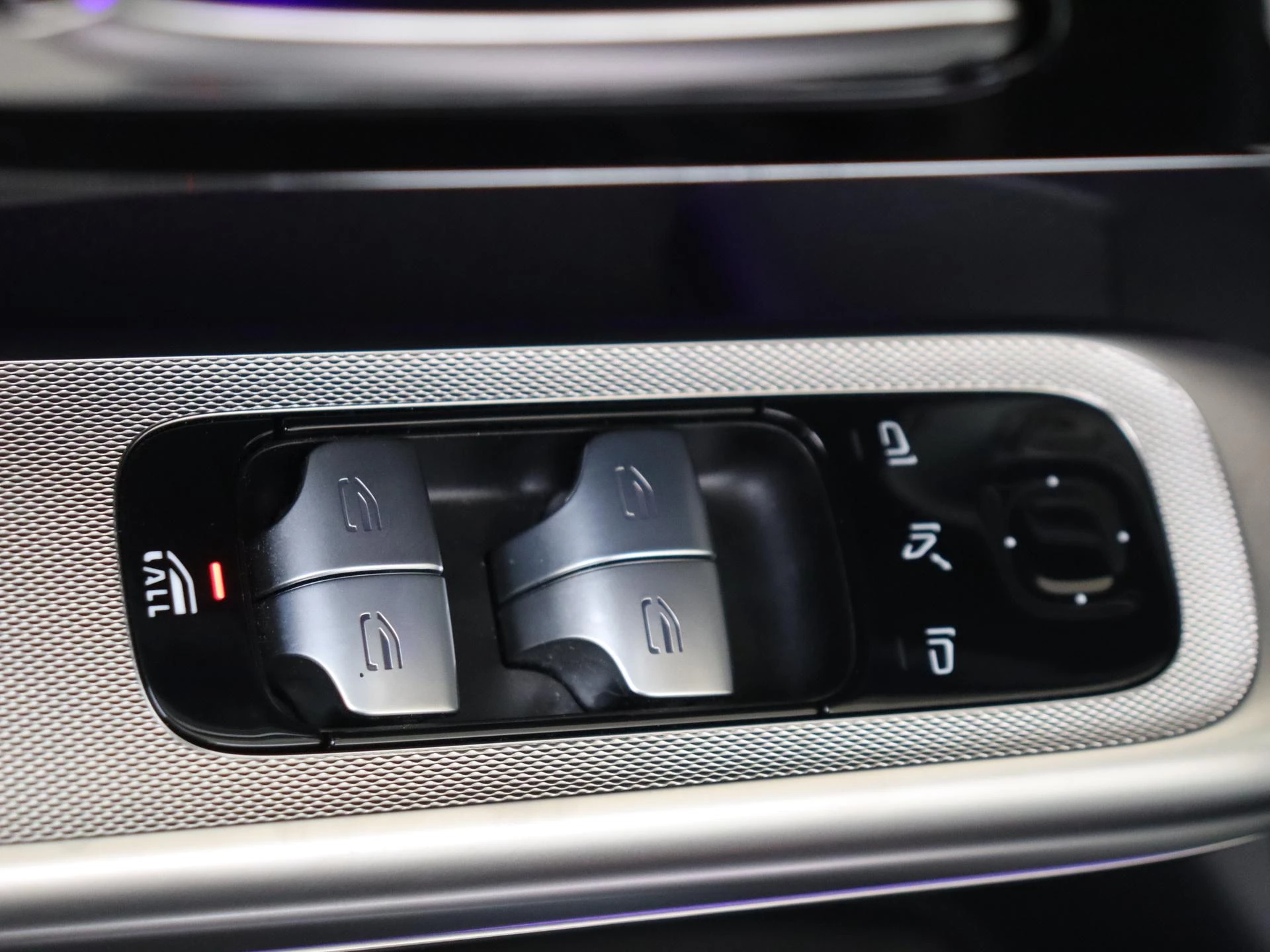 Mercedes-Benz-CLE-image-34