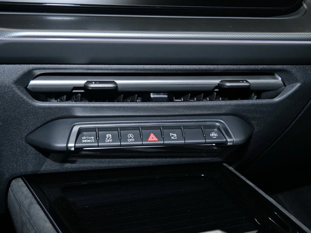 Audi-Q3-image-11