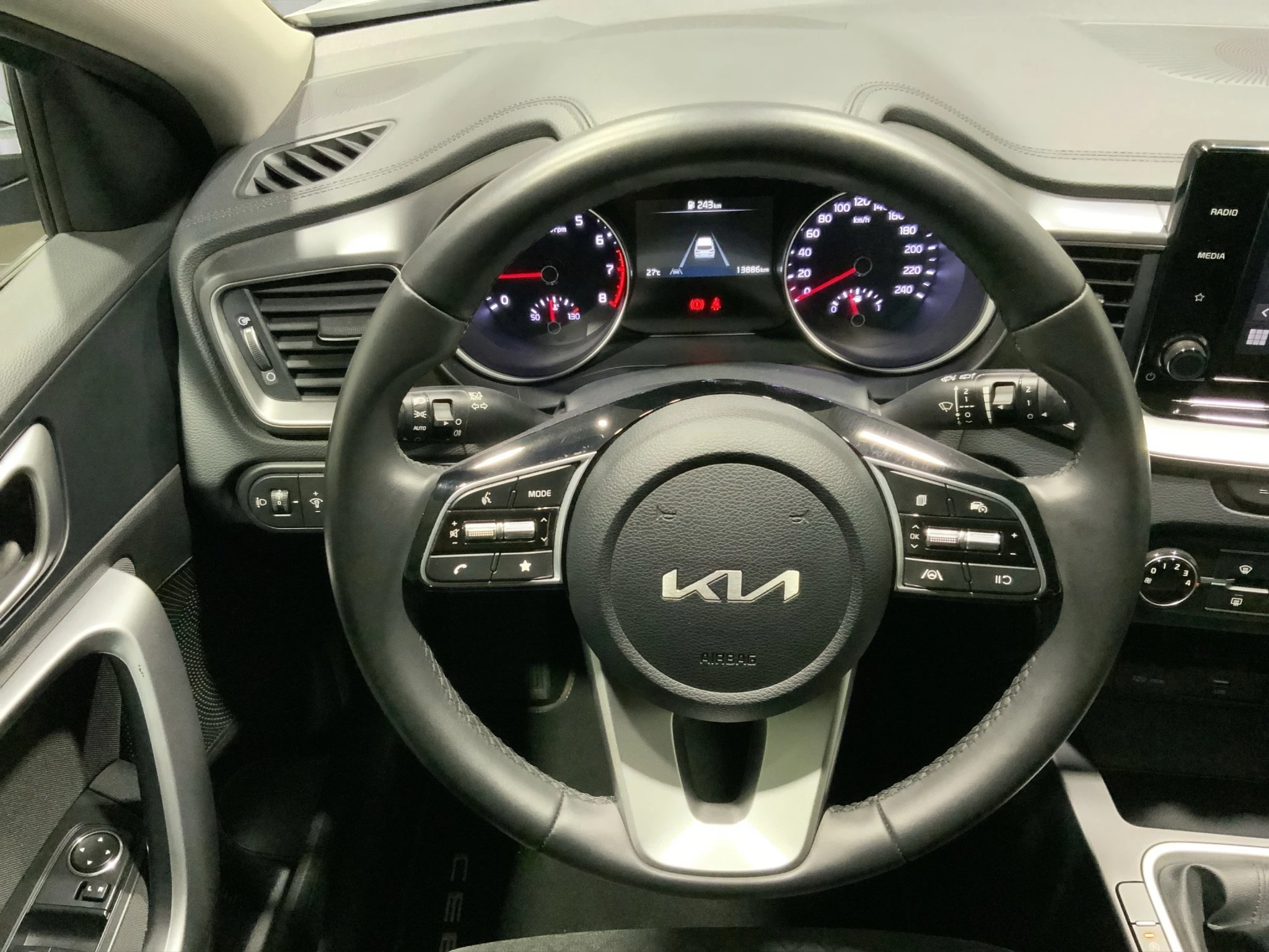 Kia Ceed Sportswagon Sportswagon*RFK*BT*SPUR-ASSIST Navi SHZ SpurH