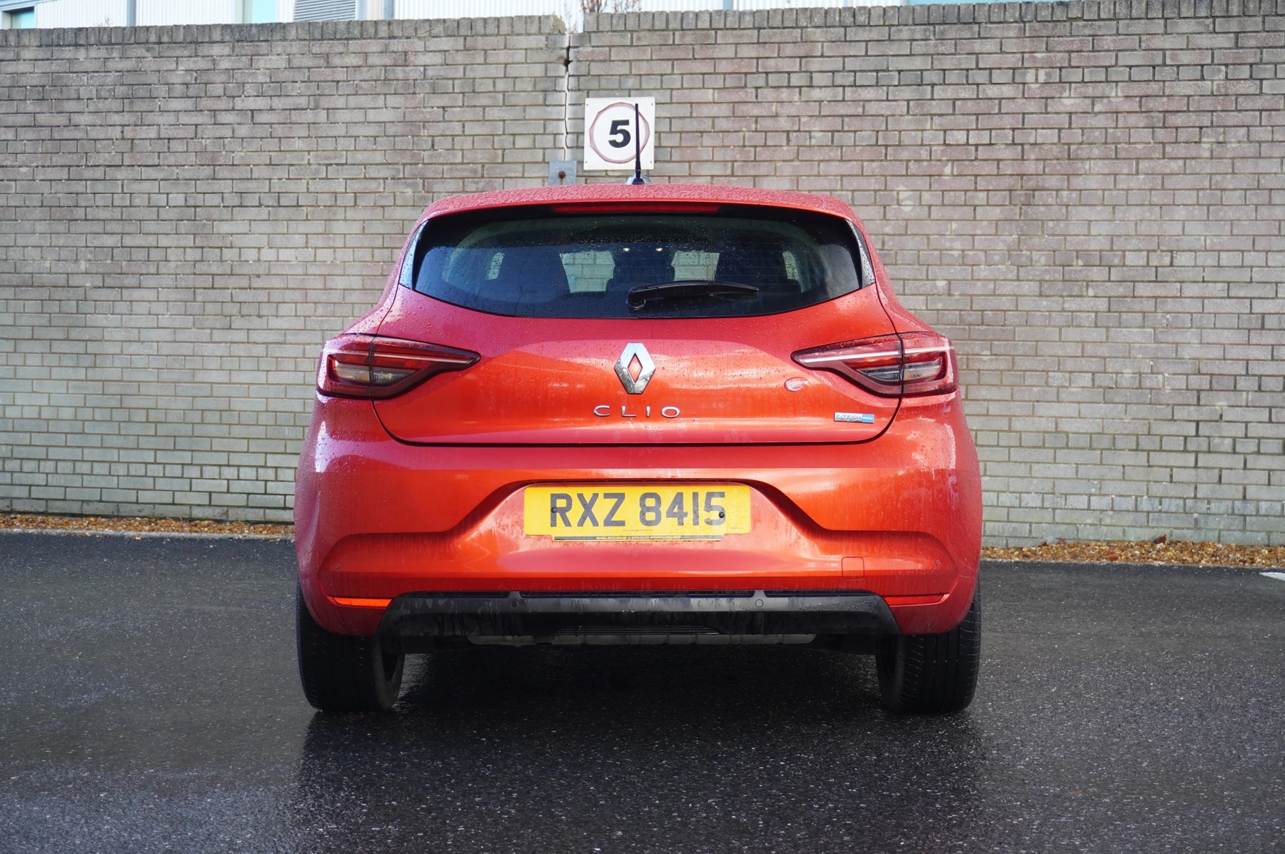 Renault-Clio-image-12