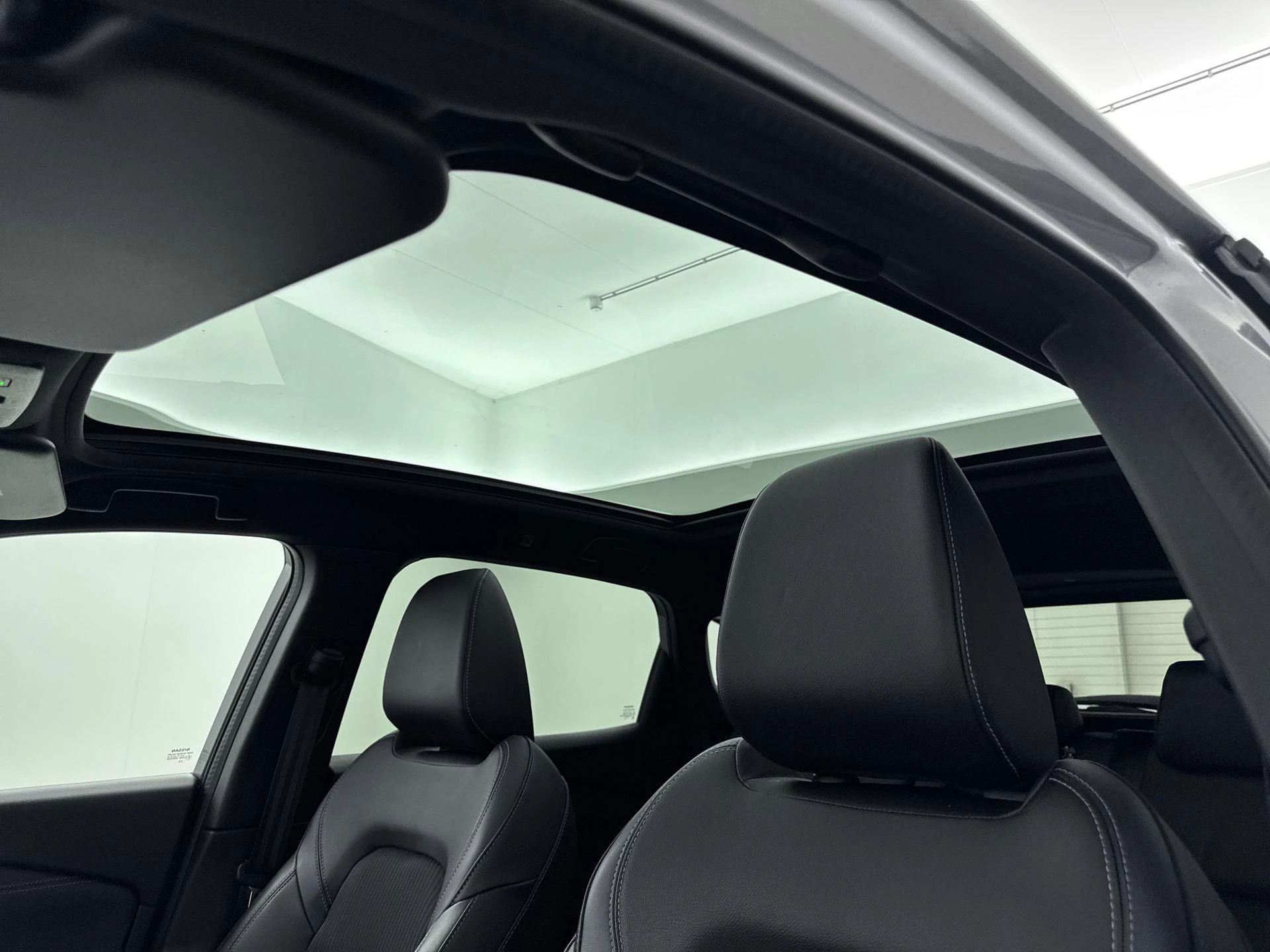 Nissan-QASHQAI-image-12