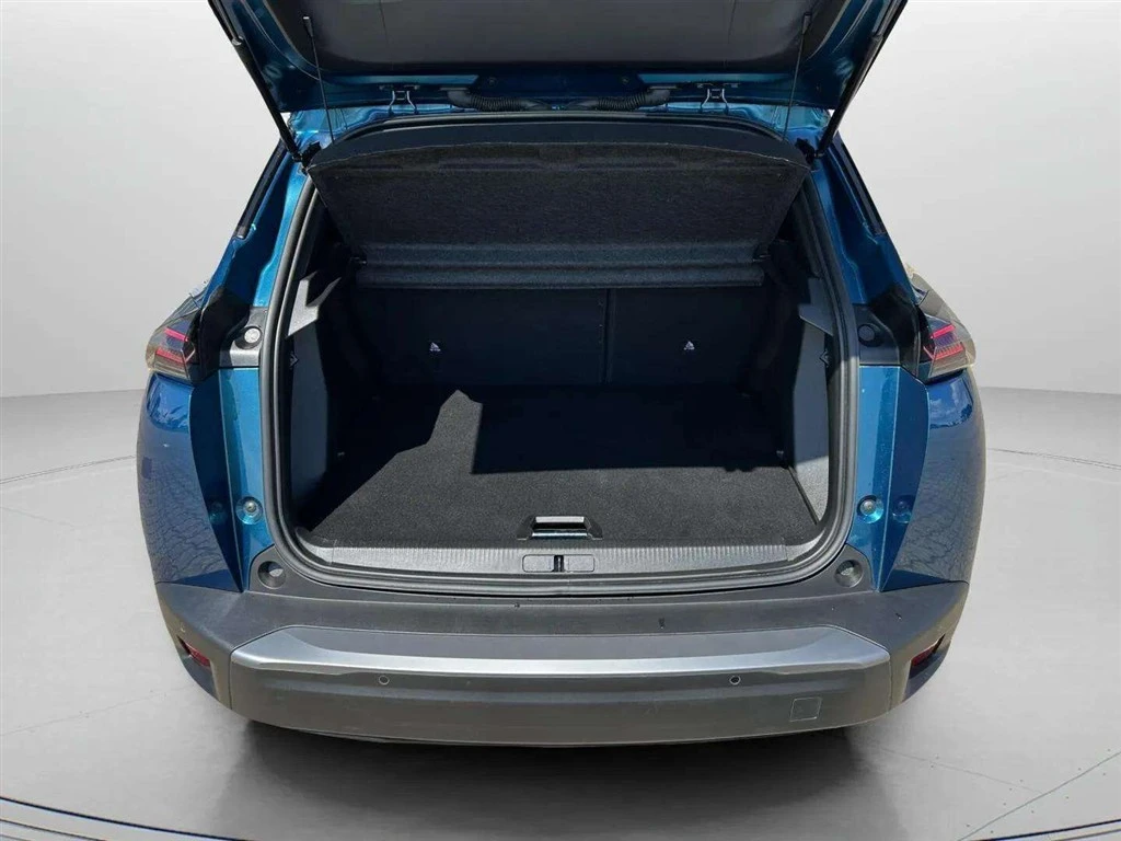 Peugeot-e-2008-image-23