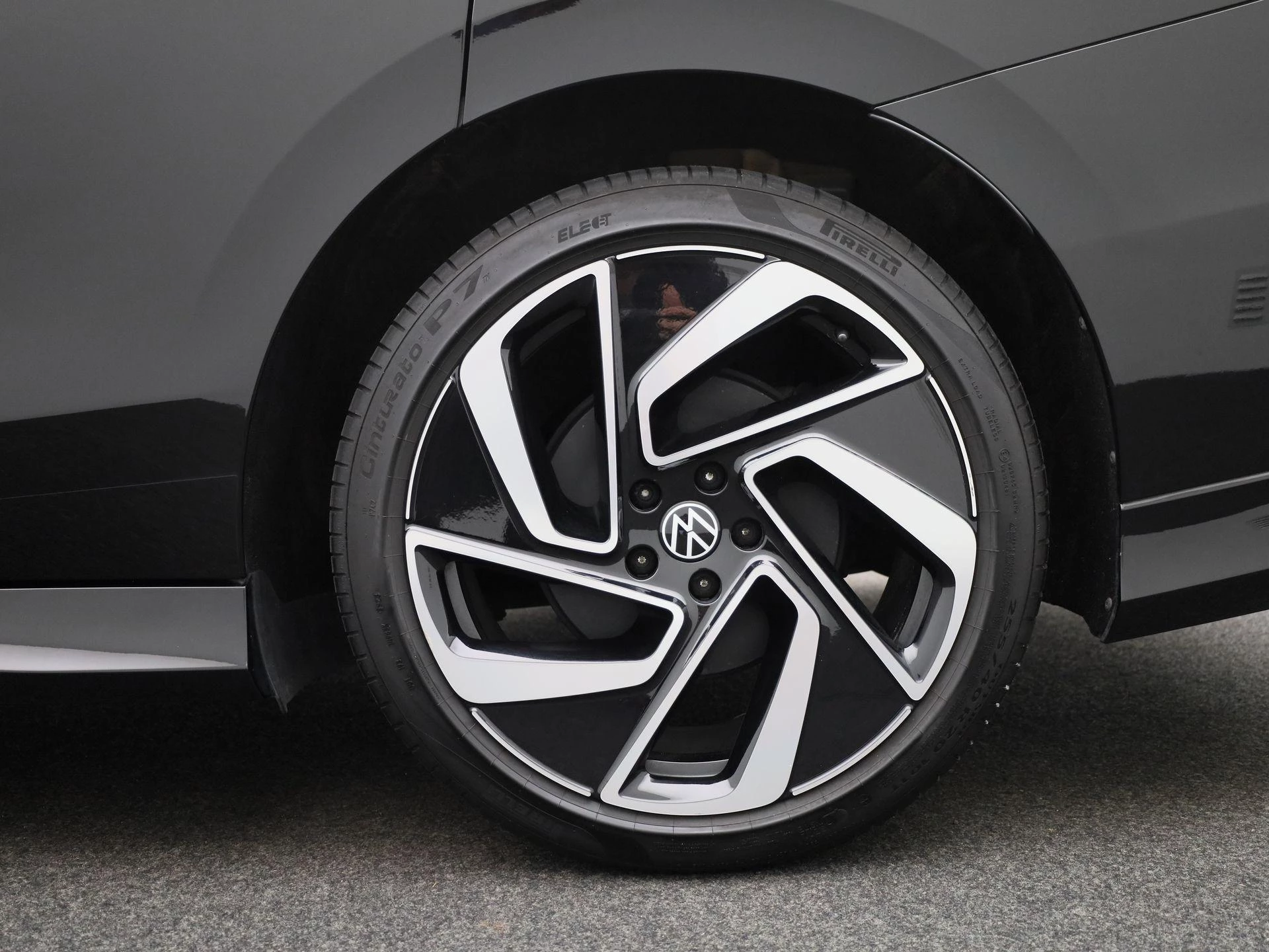 Volkswagen-ID.7-image-11