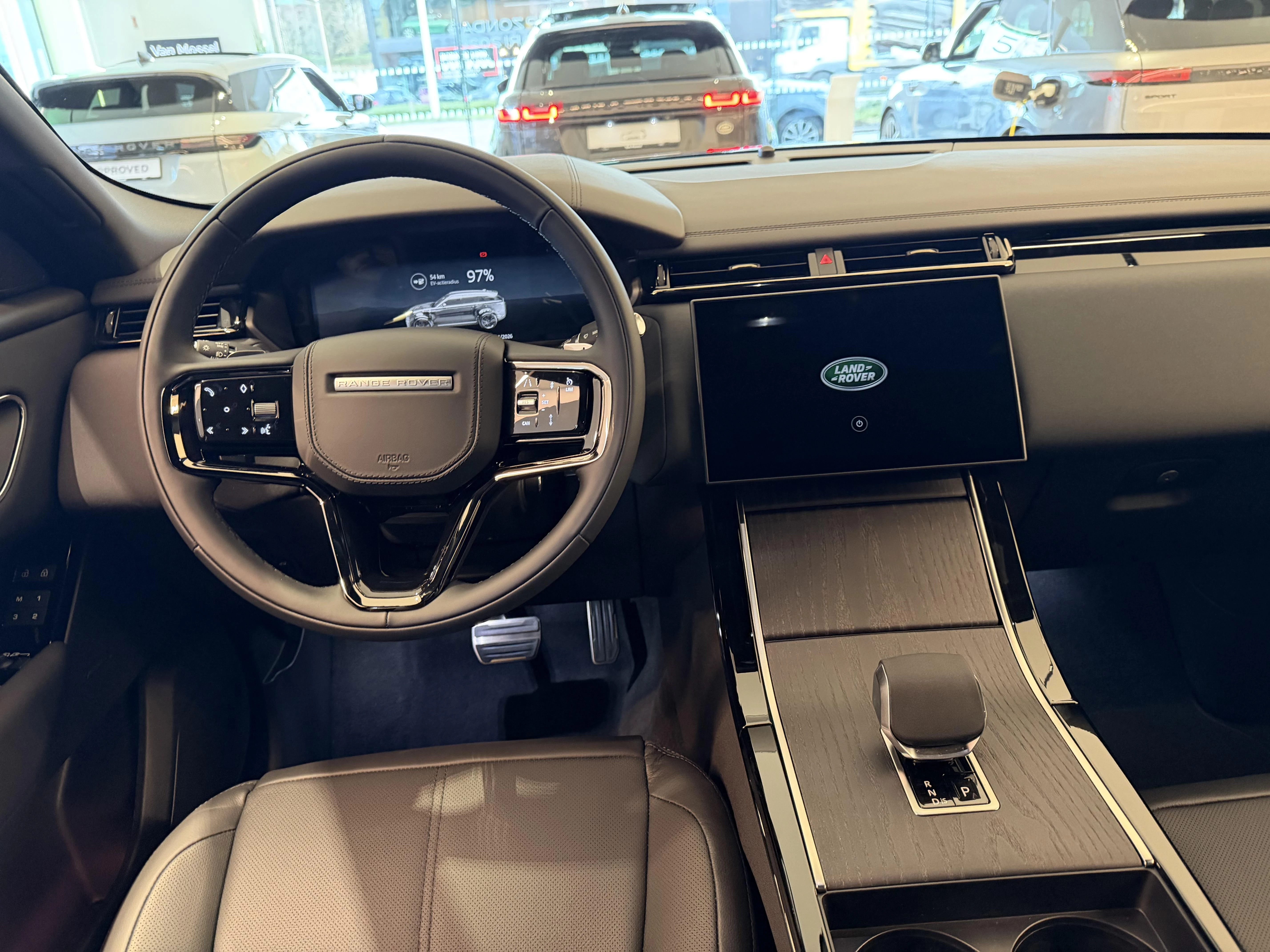 Land Rover Range Rover Velar P400e Dynamic SE AWD Auto. 26MY