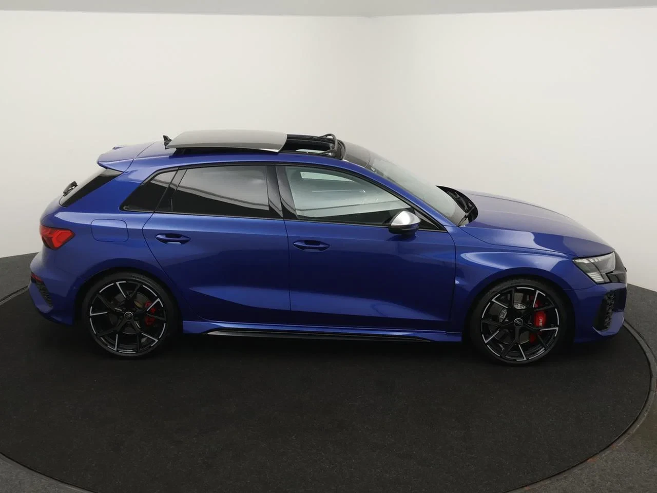Audi-RS3-image-6