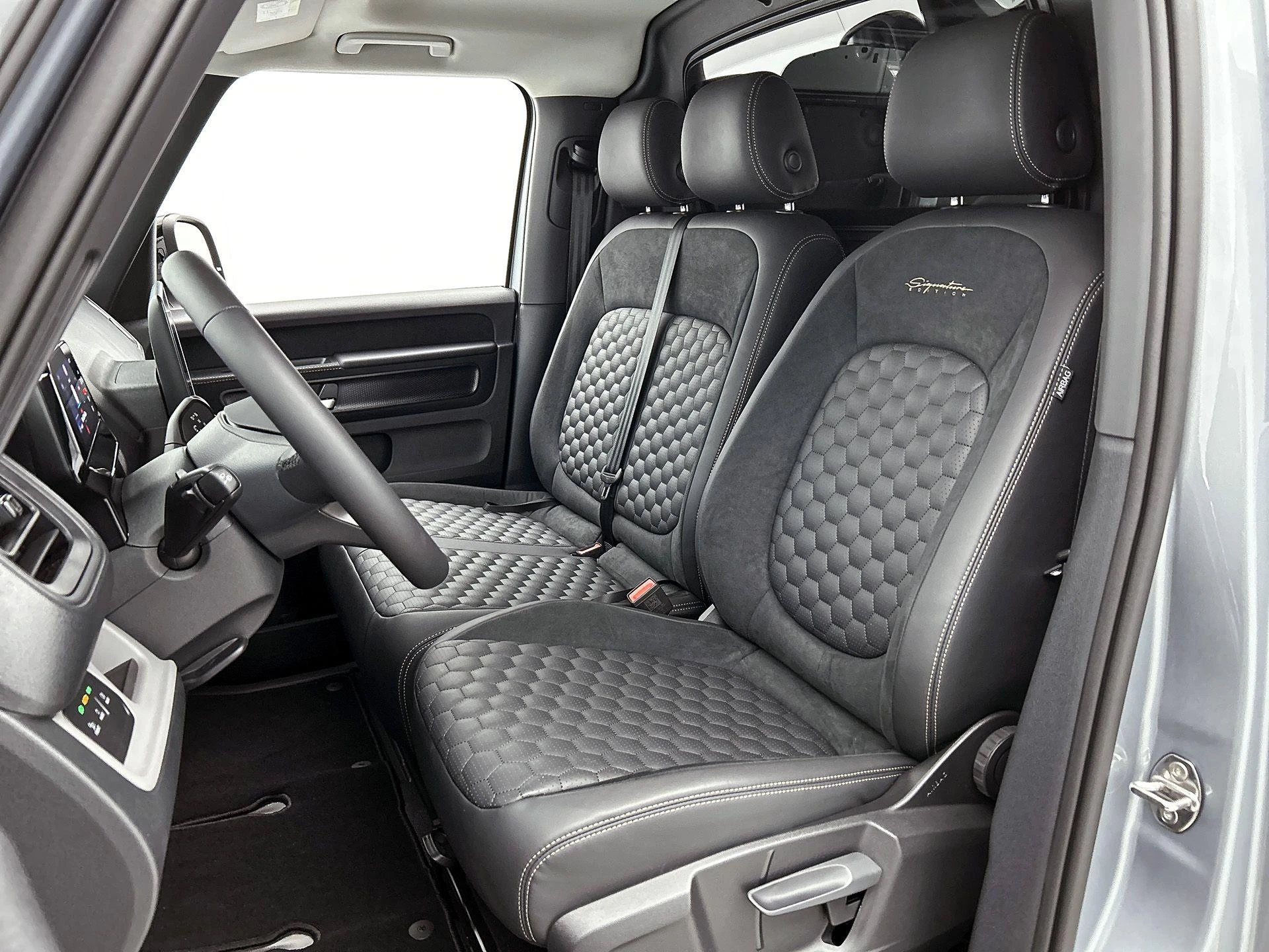 Volkswagen-ID. Buzz Cargo-image-44