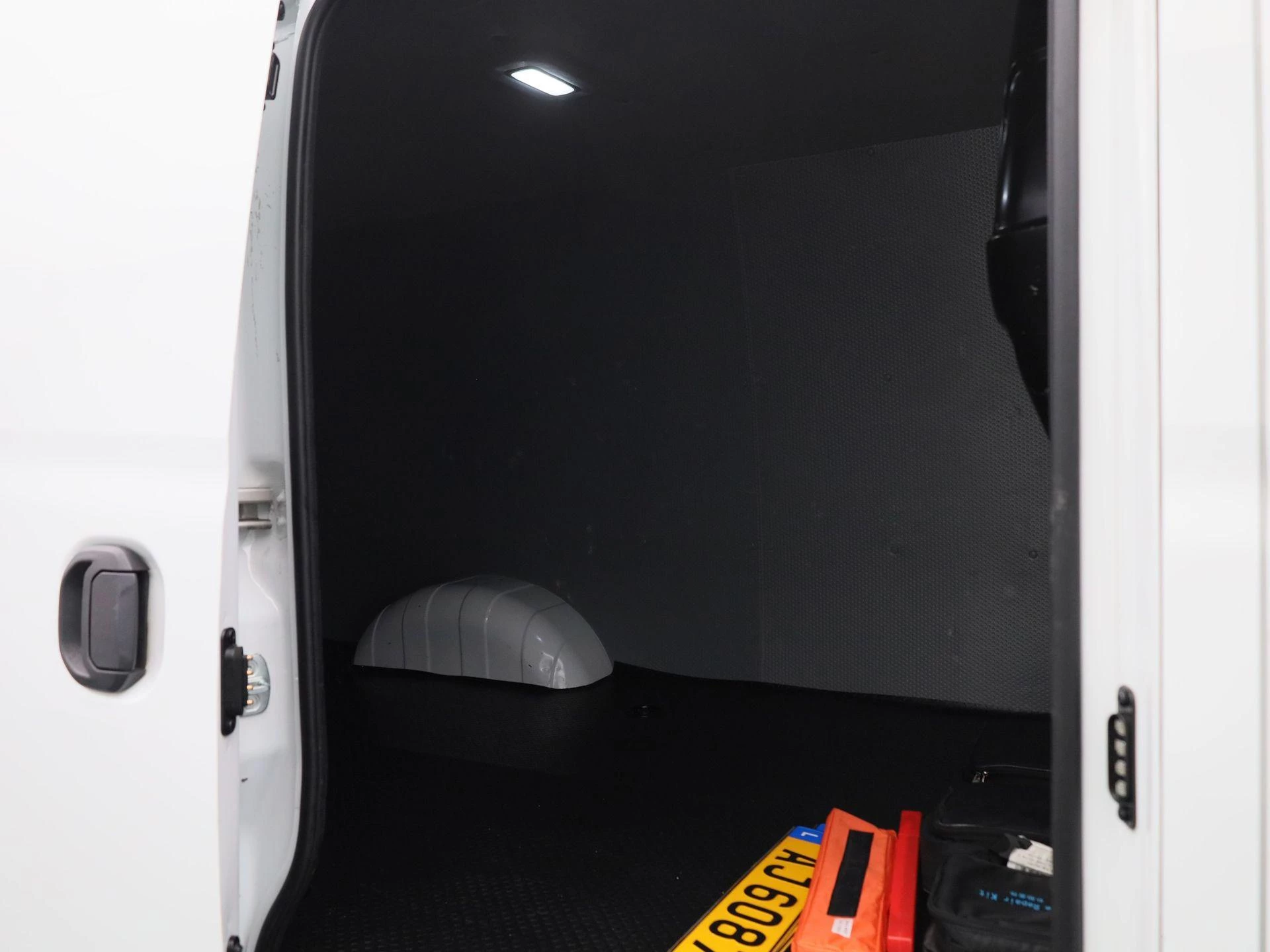 Maxus-eDeliver3-image-12