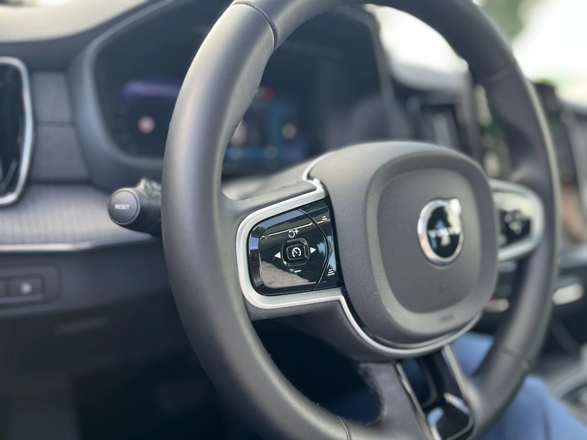 Volvo-XC90-image-27