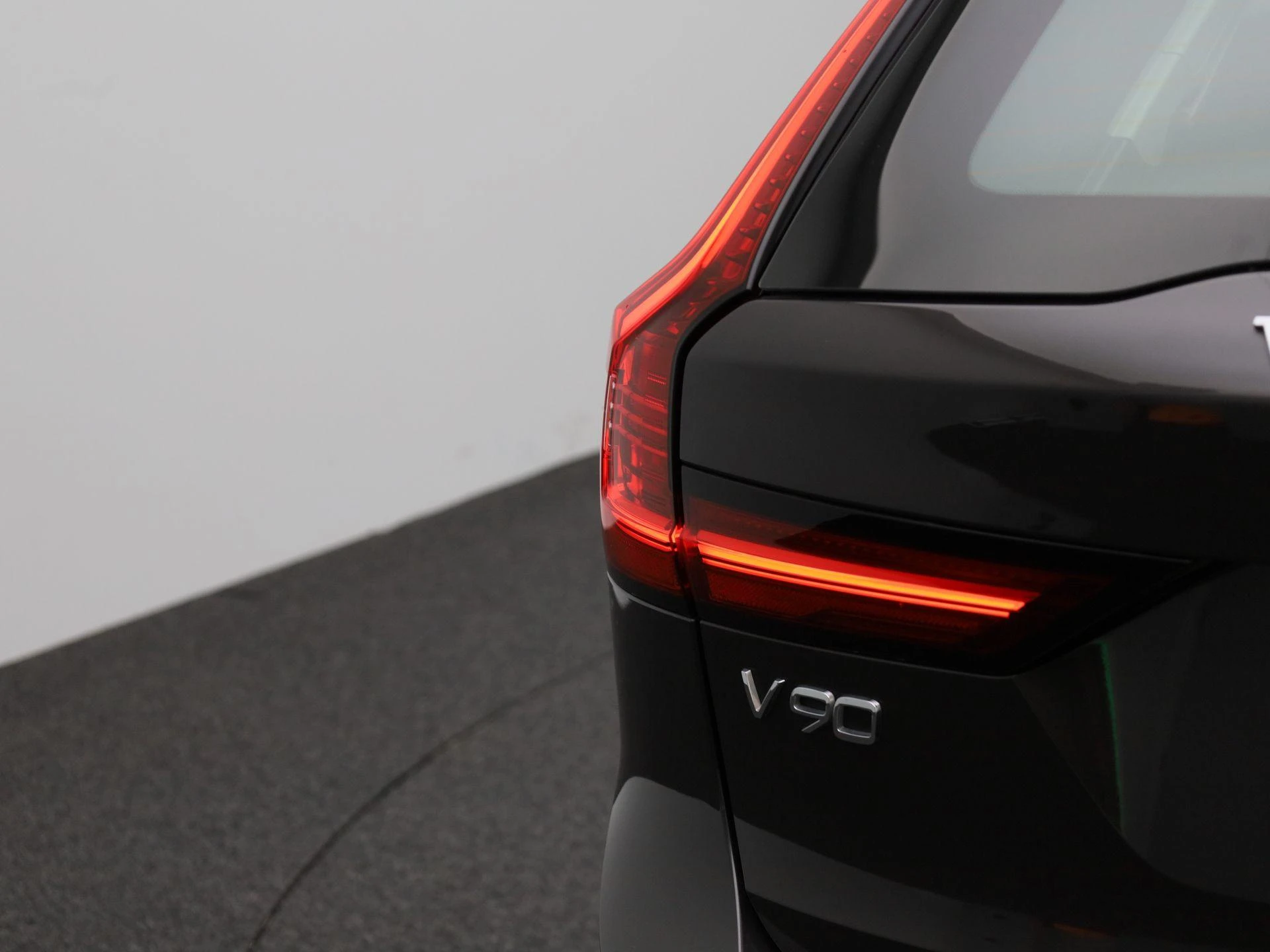 Volvo-V90-image-41