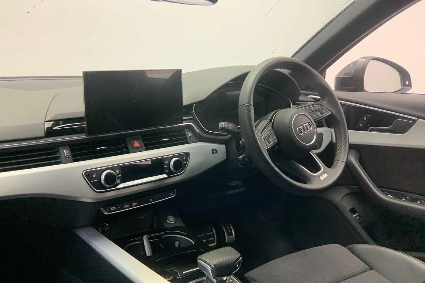 Audi-A4-image-11