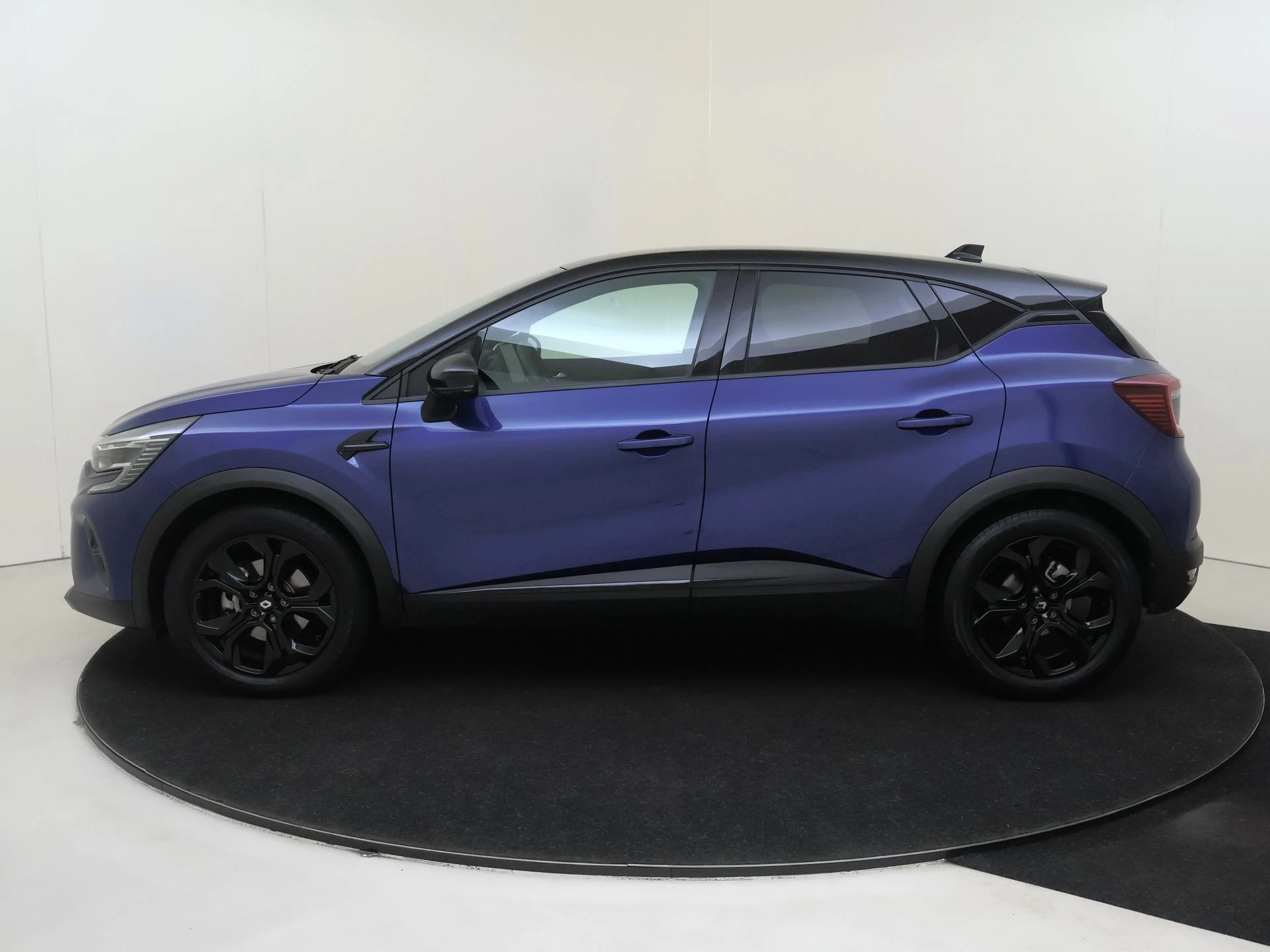 Renault-Captur-image-7