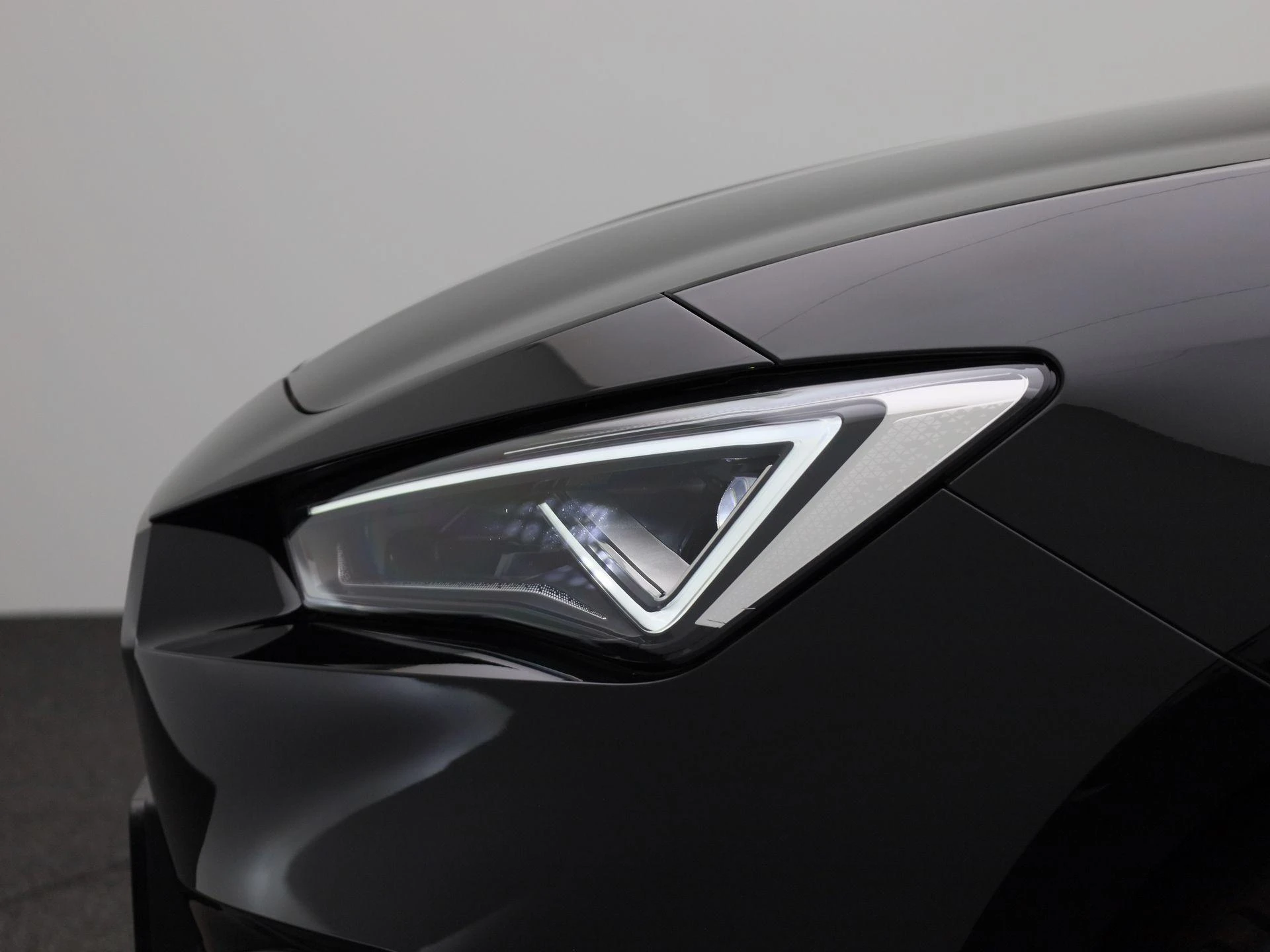 SEAT Leon Sportstourer 1.5 TSI e-Hybrid FR Business
