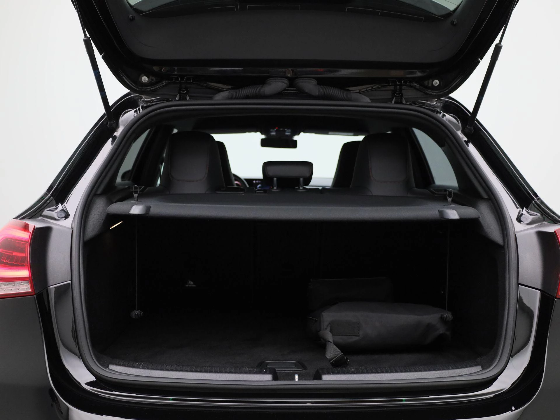 Mercedes-Benz-A-Klasse-image-13