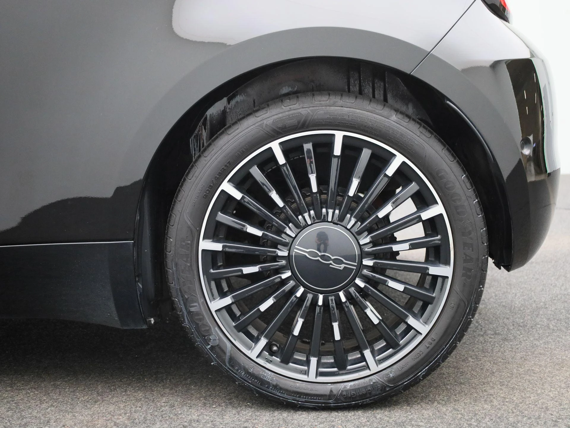 Fiat 500e - 13
