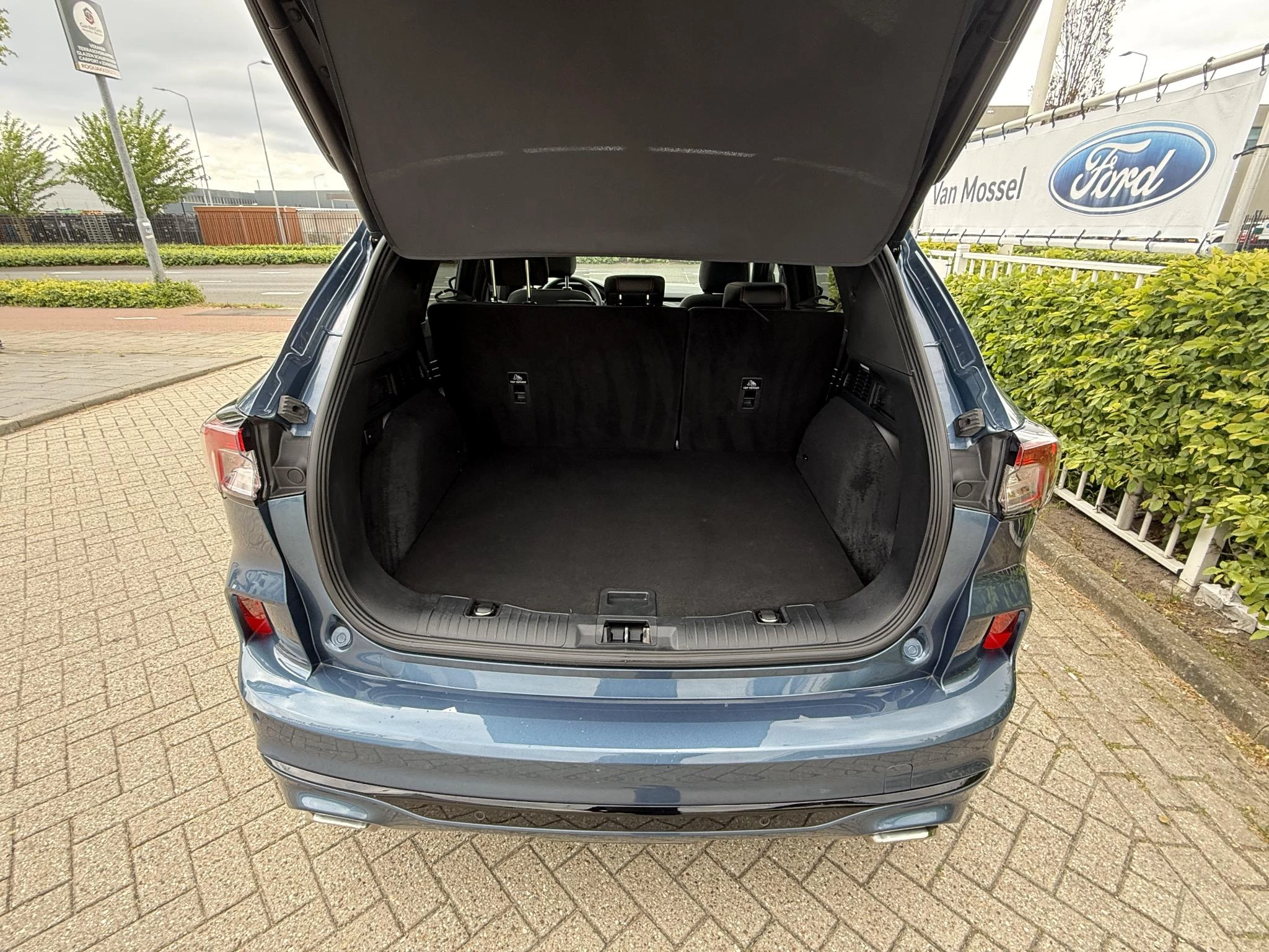 Ford-Kuga-image-13