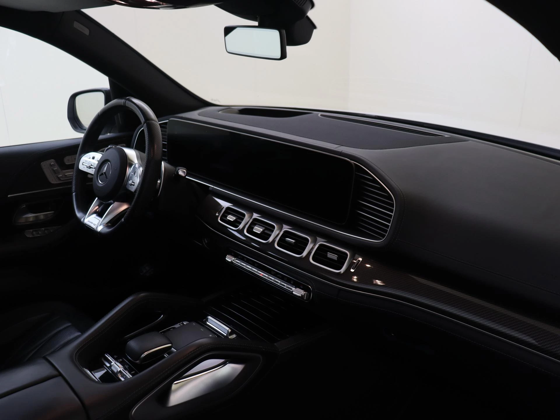 Mercedes-Benz-GLE-image-3