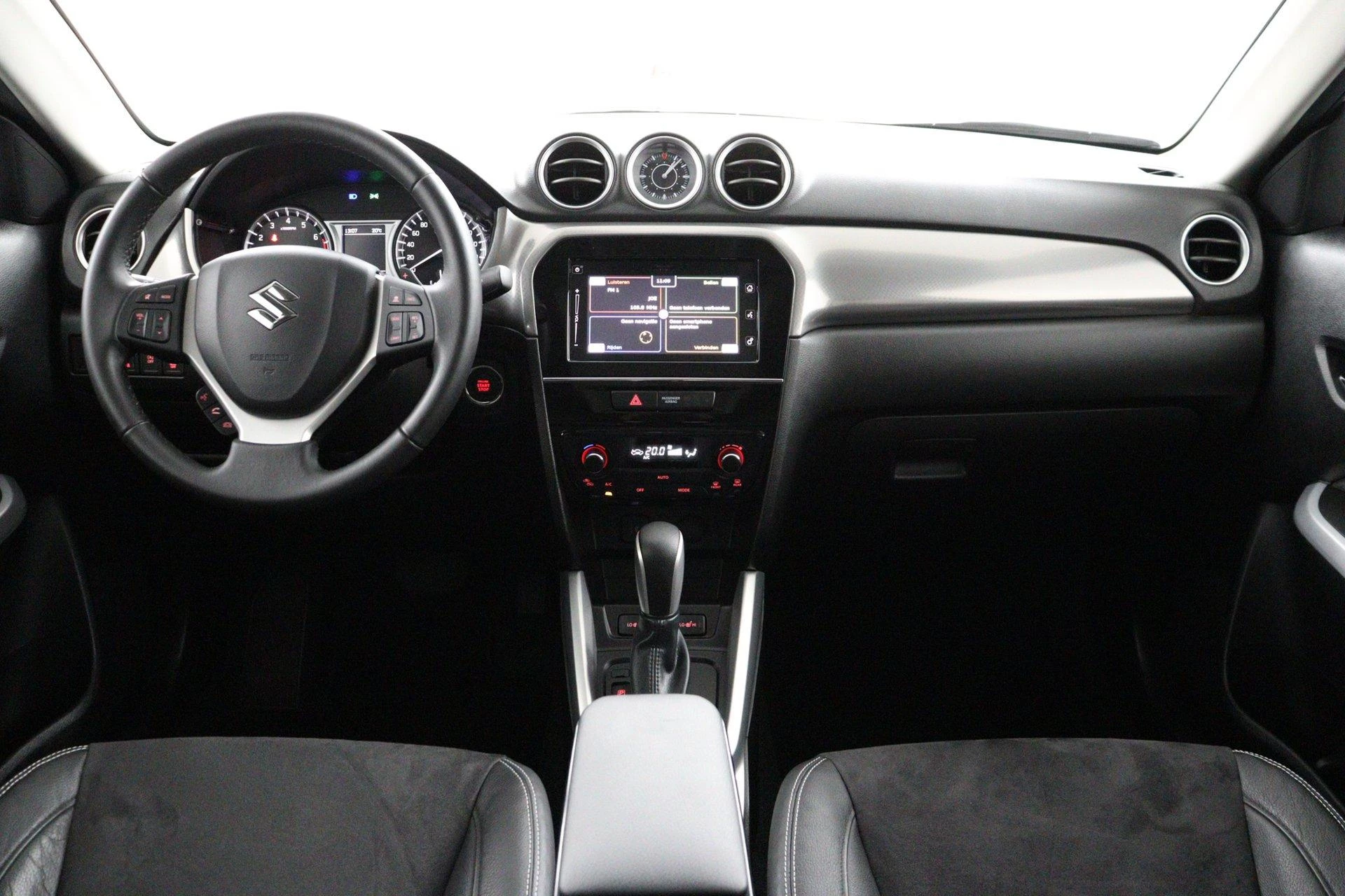 Suzuki-Vitara-image-3