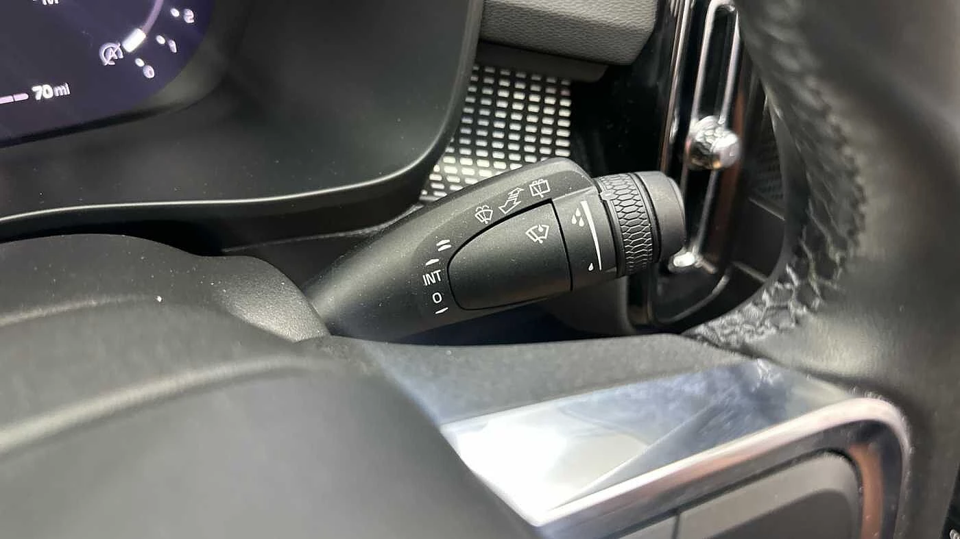 Volvo-XC40-image-24