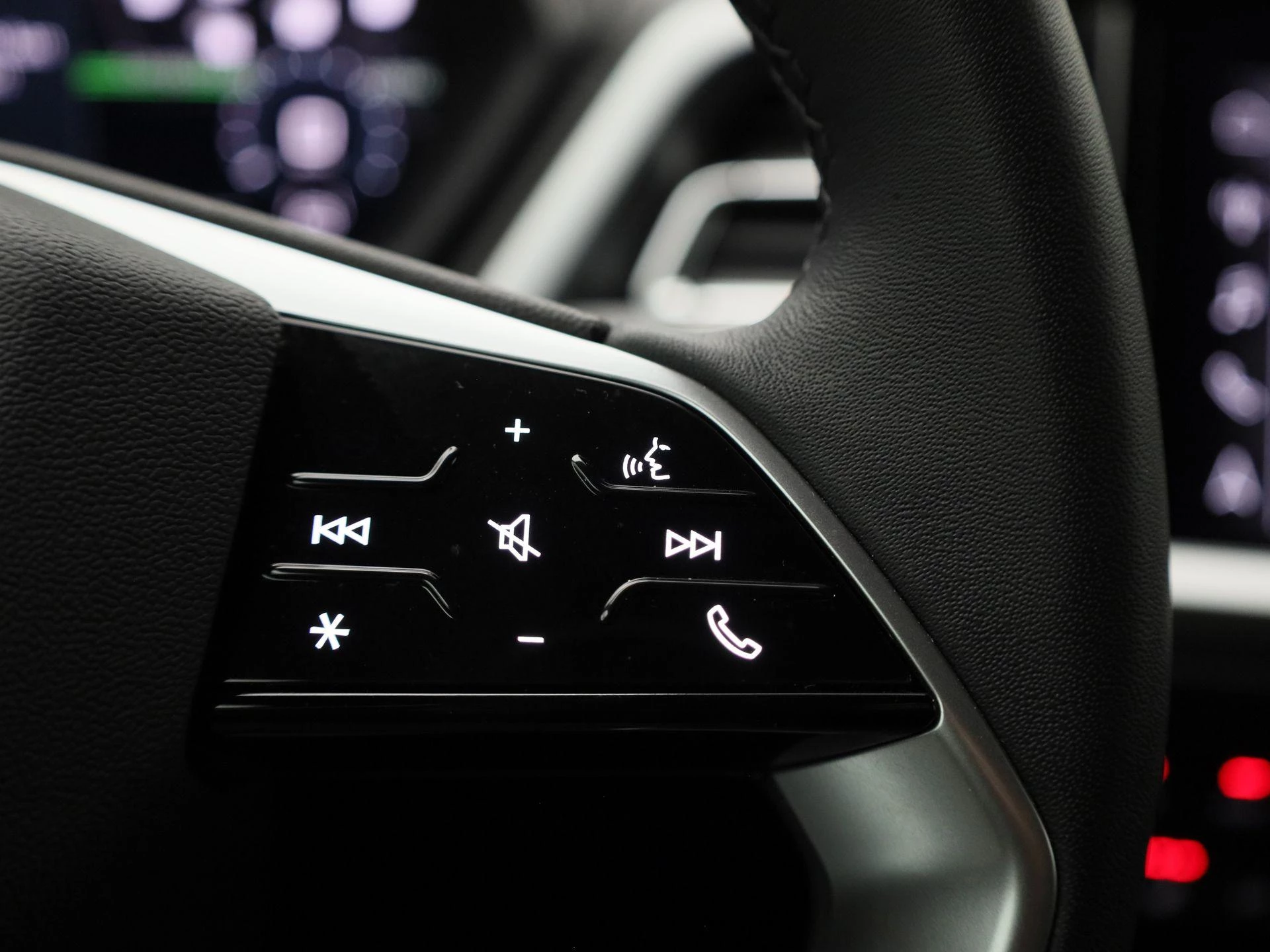 Audi-Q4 e-tron-image-31
