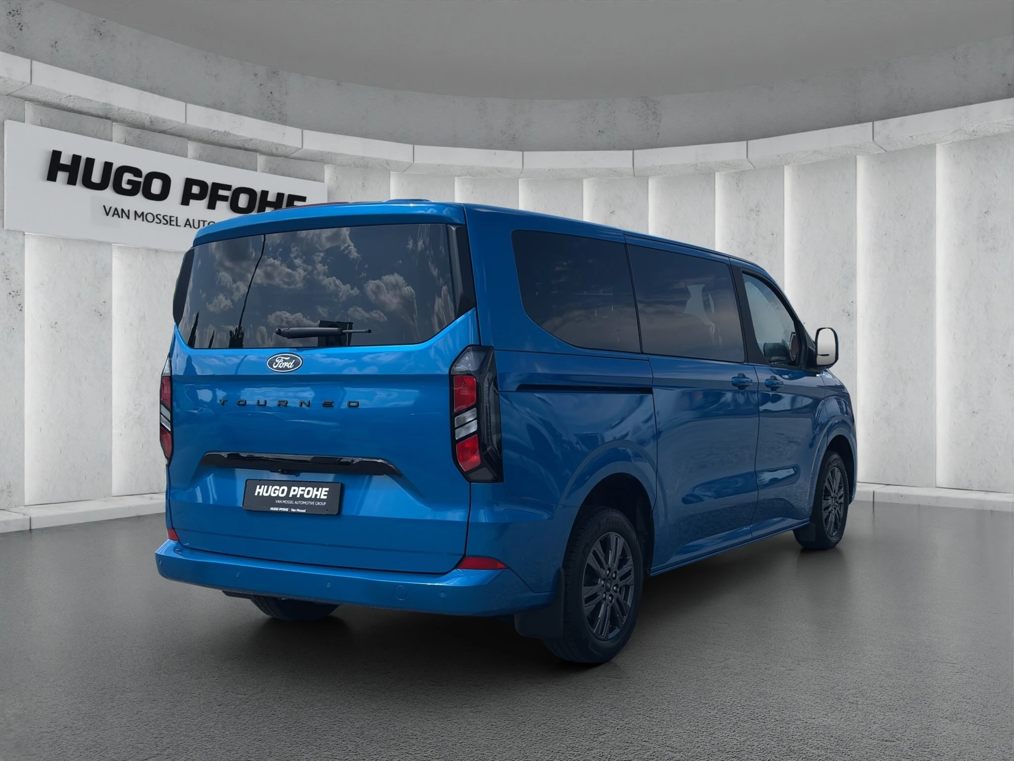 Ford-Tourneo Custom-image-4