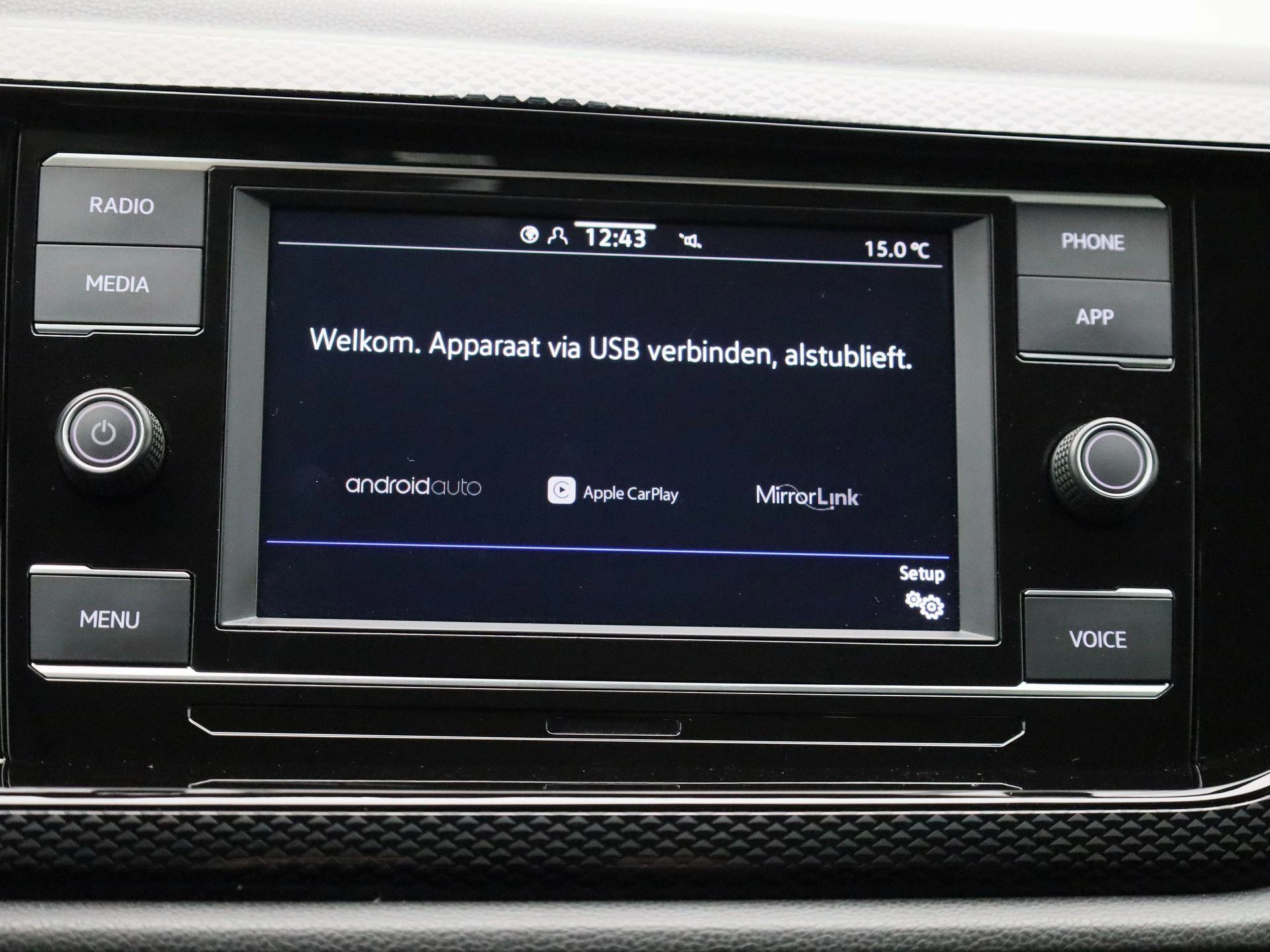 Volkswagen-Taigo-image-20