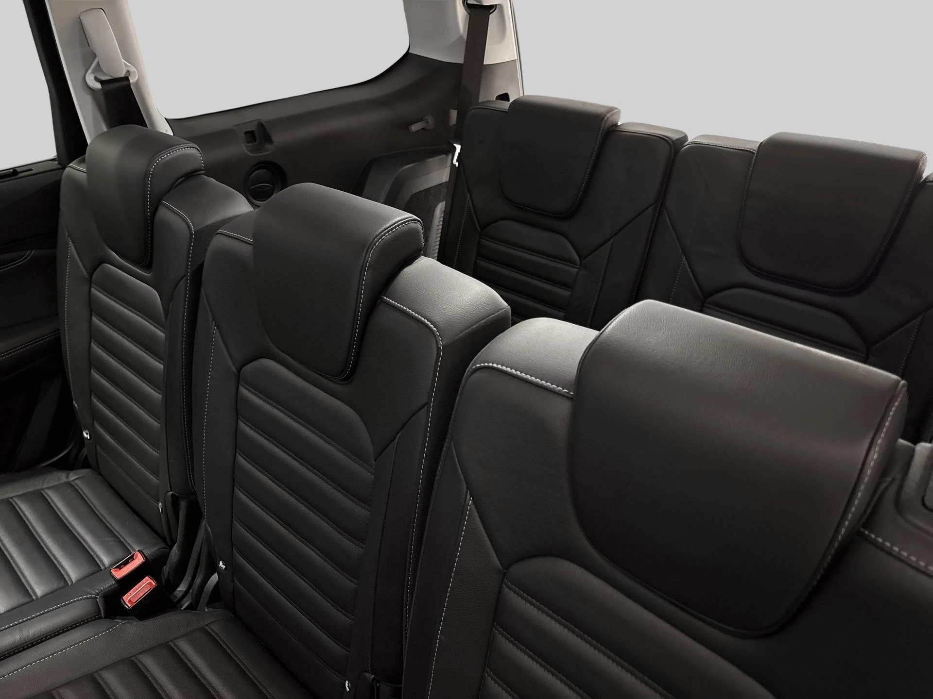 Ford-Galaxy-image-16