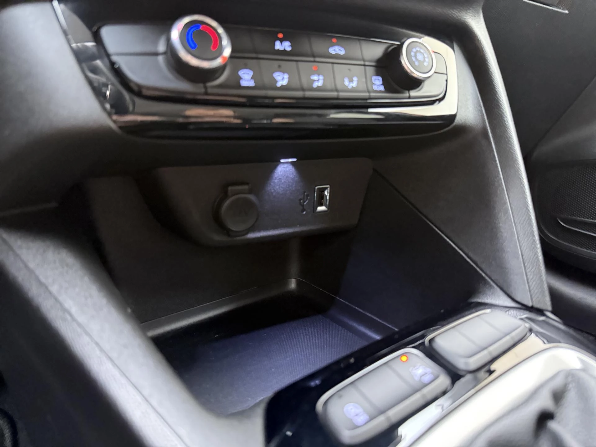 Opel Corsa 1.2 Edition