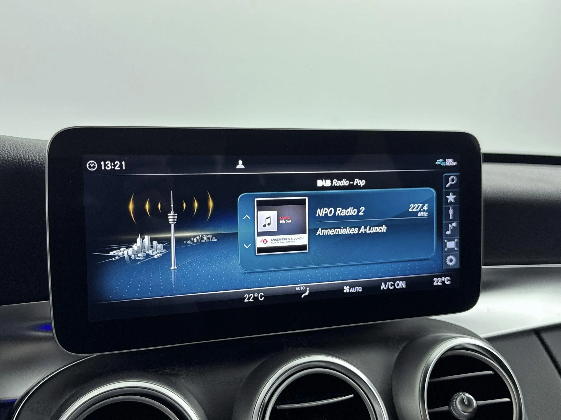 Mercedes-Benz-C-Klasse-image-6