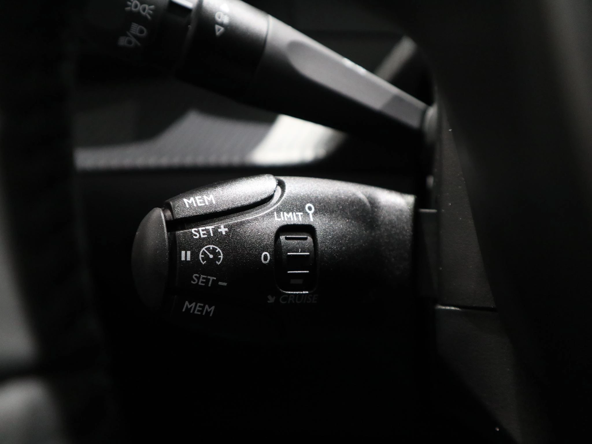 Peugeot-208-image-21