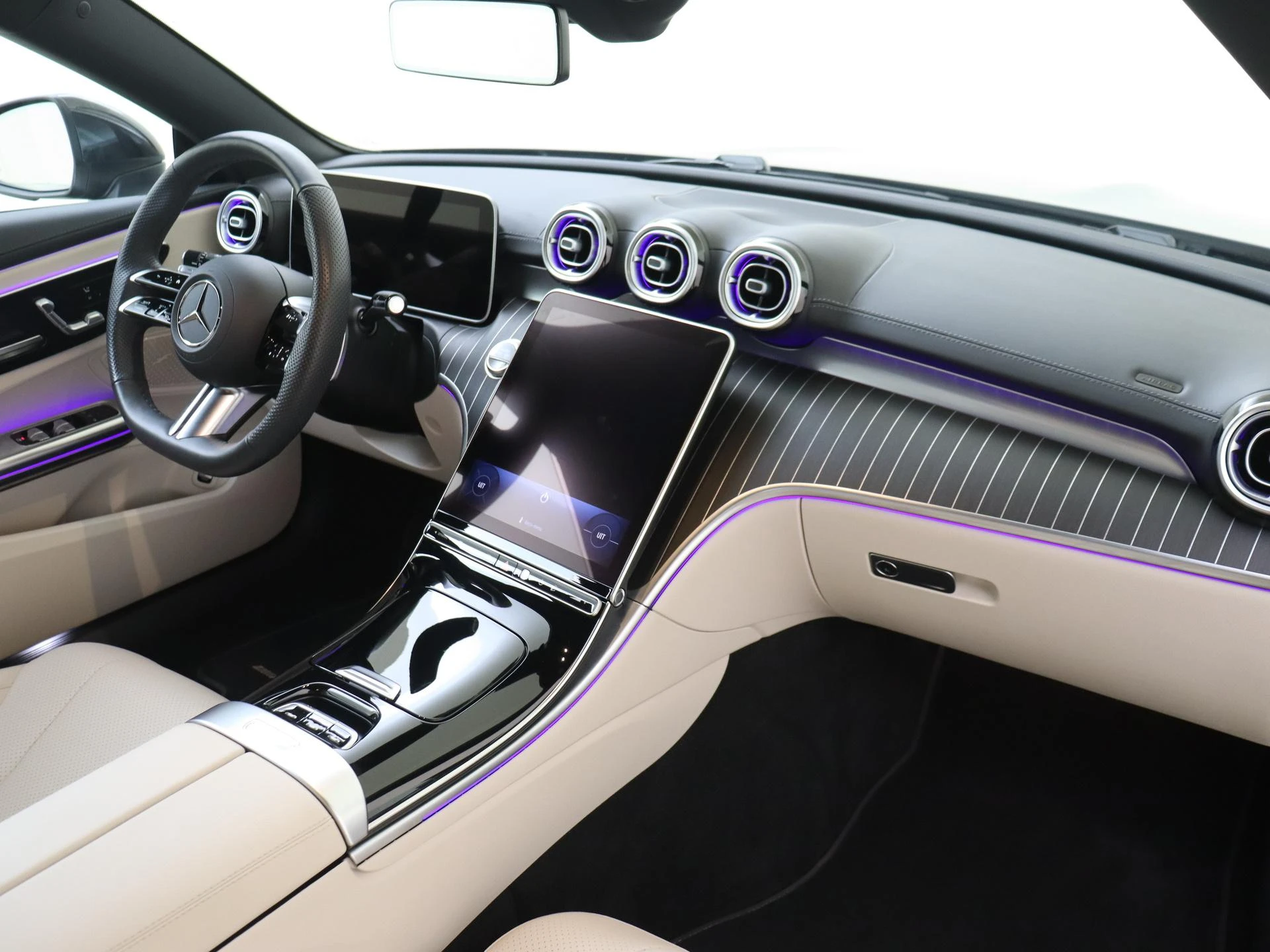 Mercedes-Benz-CLE-image-4