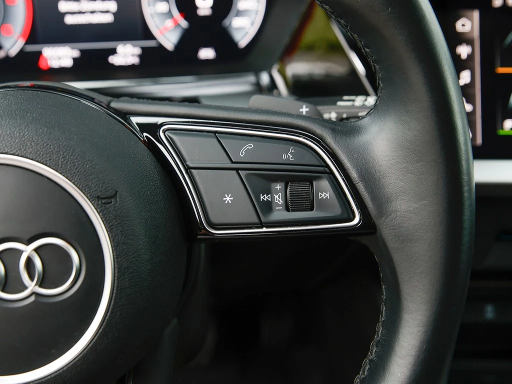 Audi A3 Sportback 30 TDI S line s-tronic Business