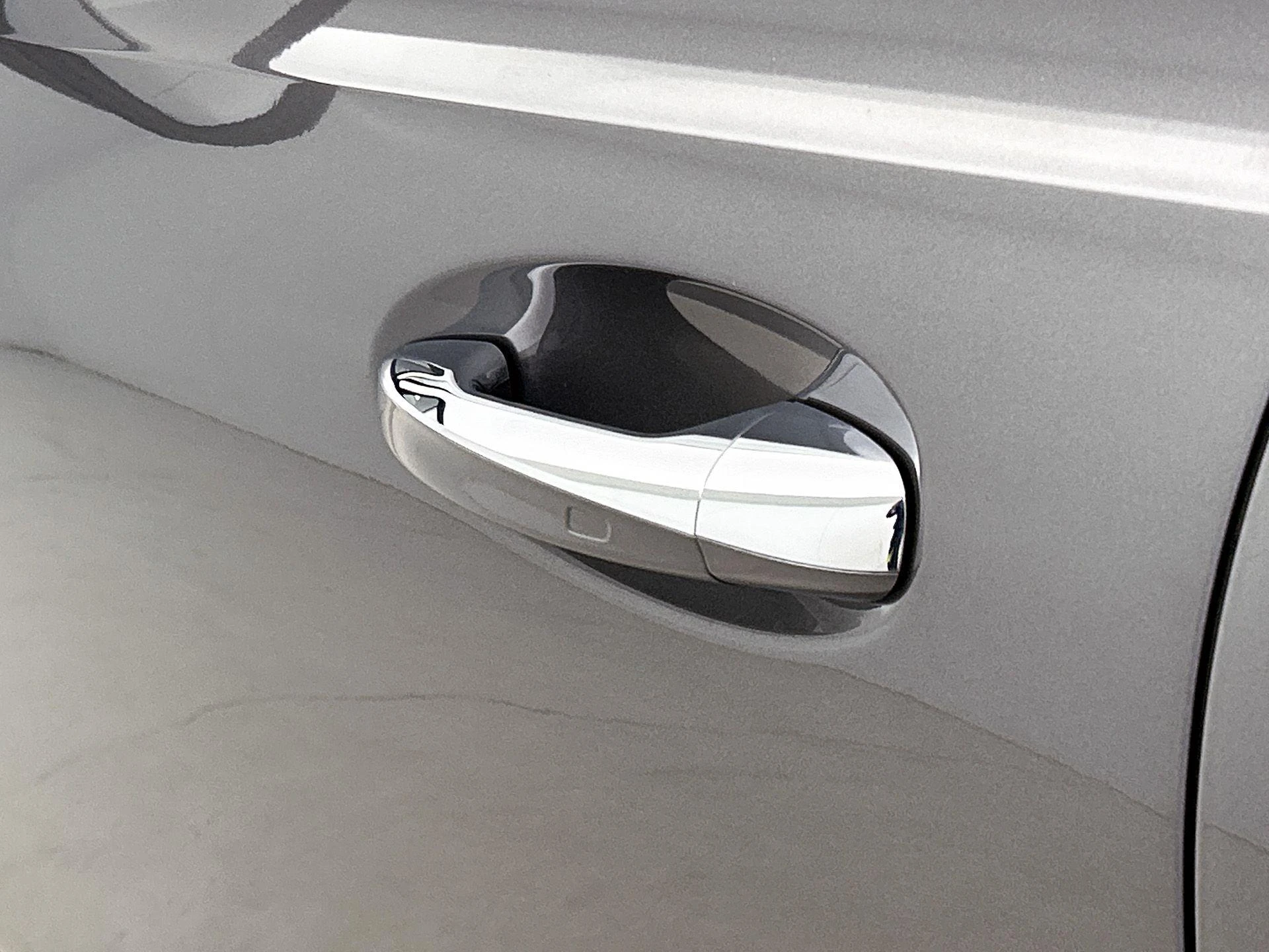 Mercedes-Benz-GLB-image-25