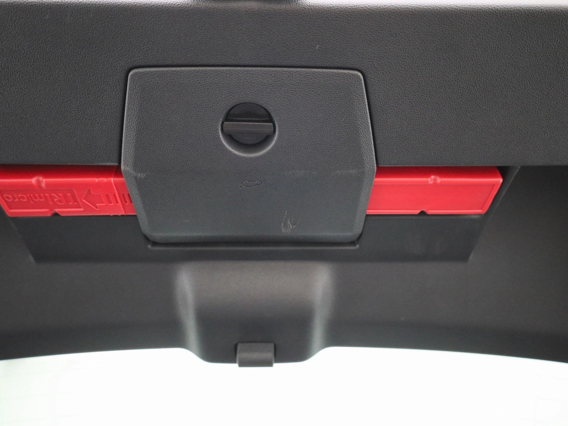 Volkswagen-Polo-image-12