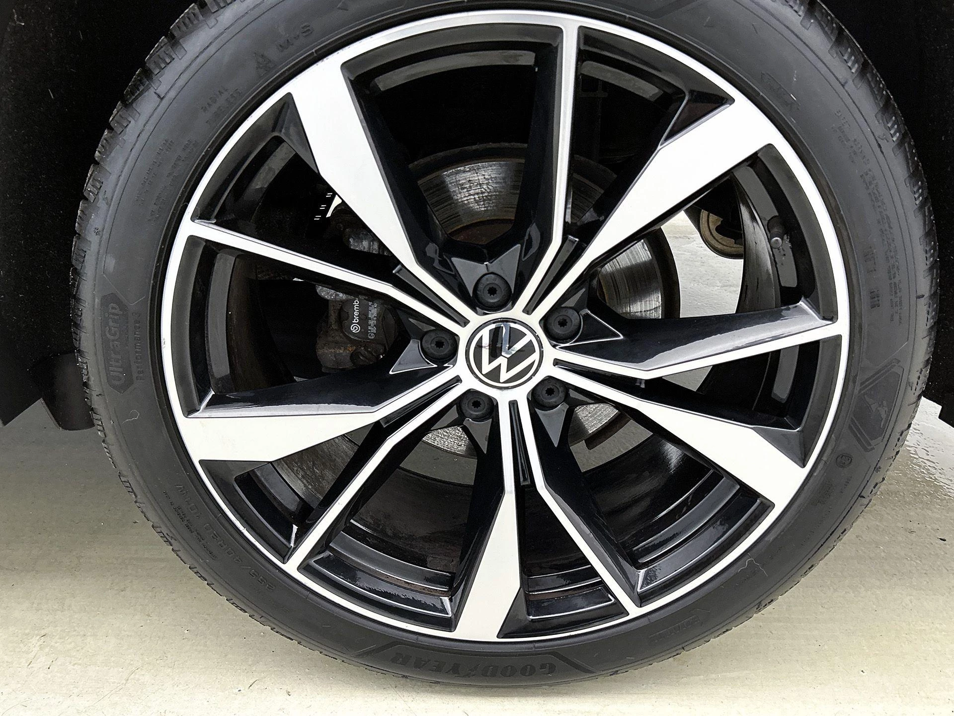 Volkswagen-Tiguan Allspace-image-33