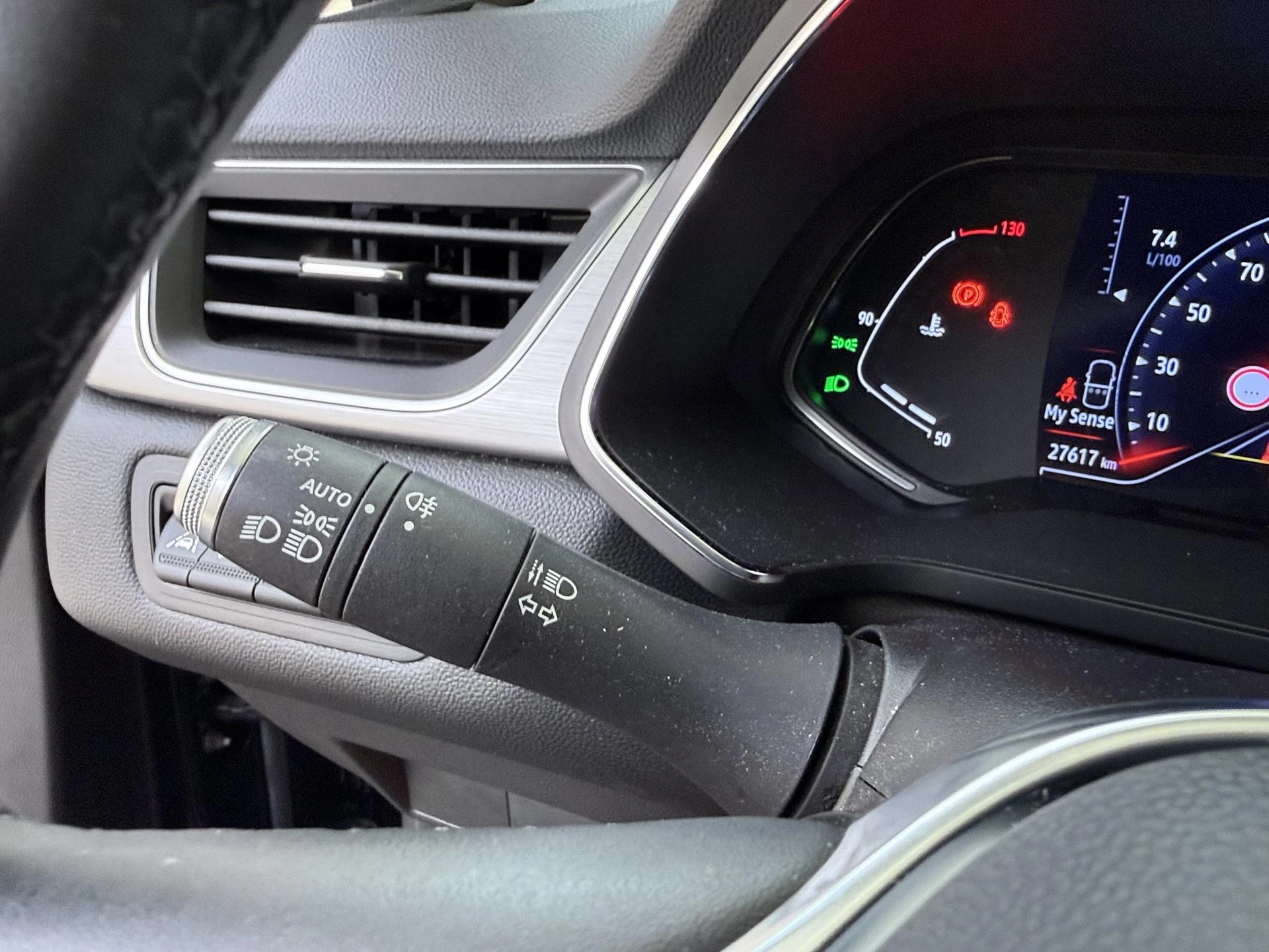 Renault-Captur-image-24