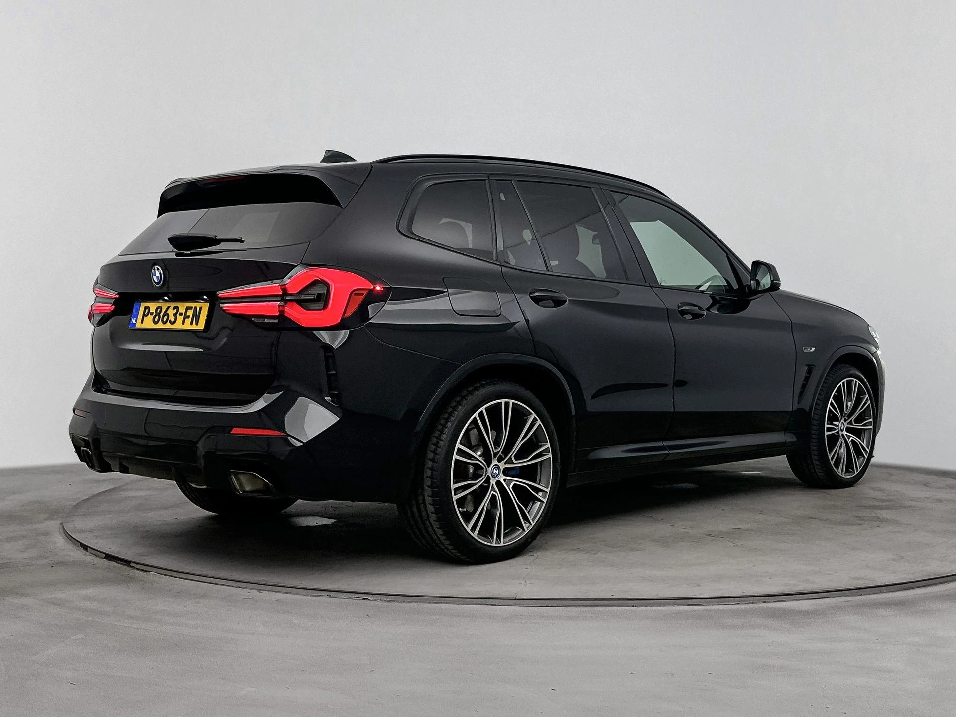 BMW-X3-image-3