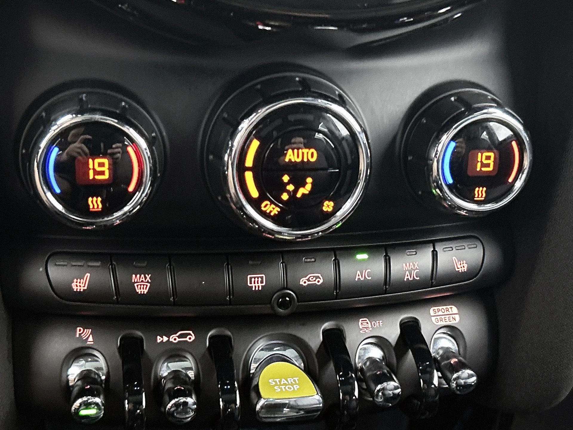 MINI-Electric-image-27