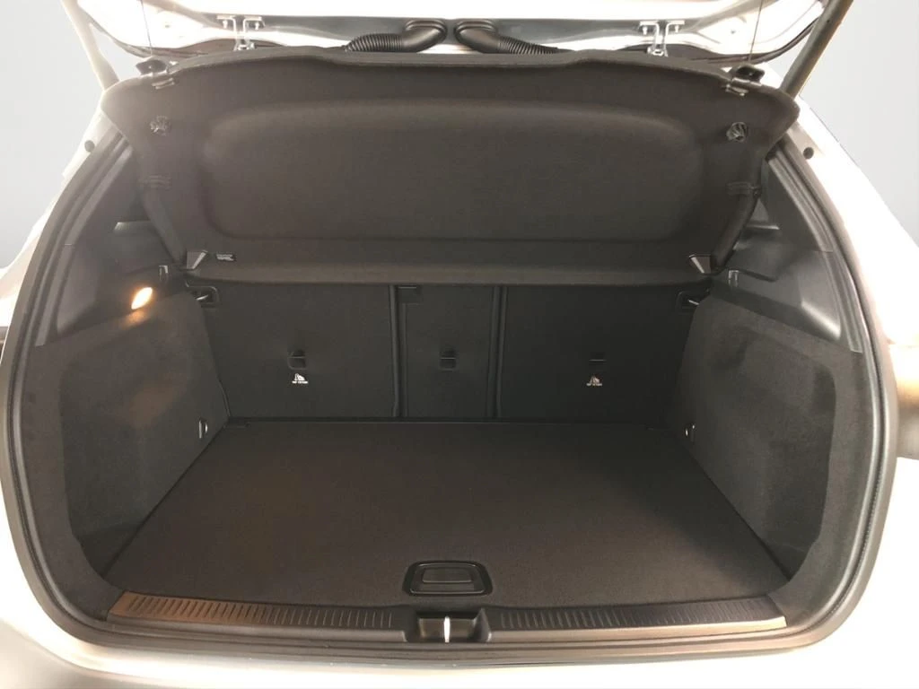 Mercedes-Benz-B-Klasse 180-image-10