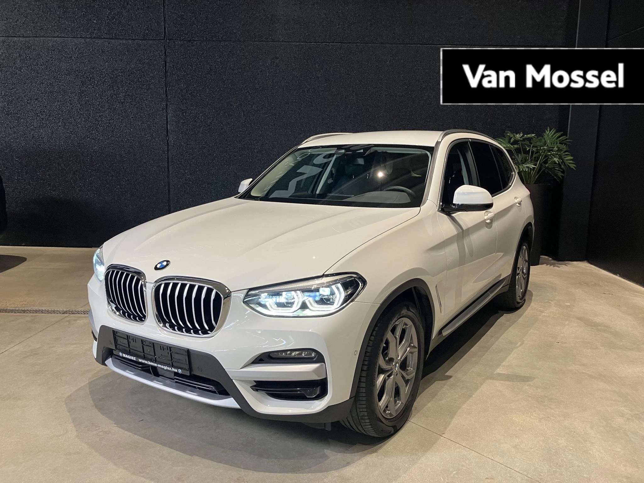 BMW-X3-image-0