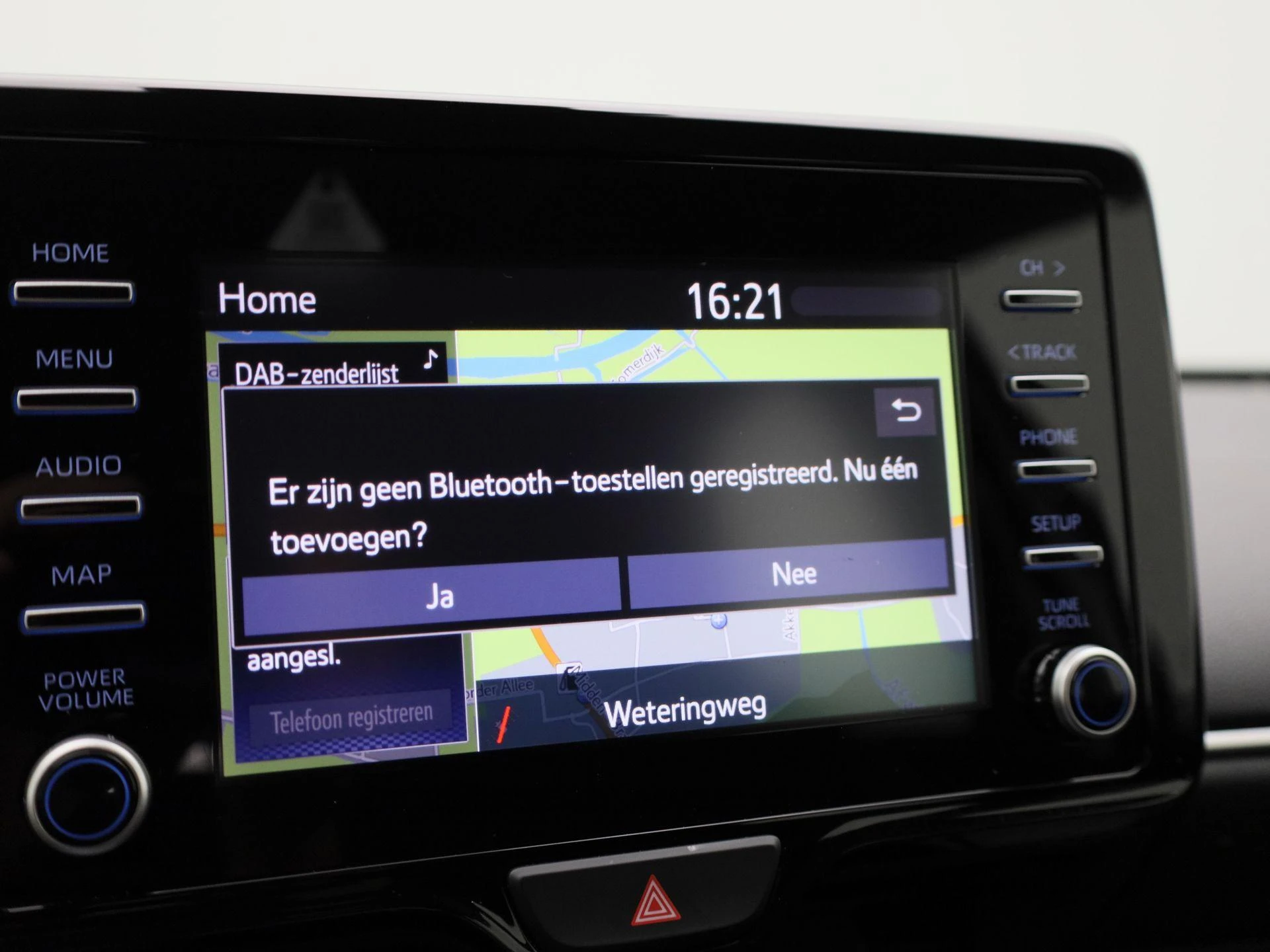 Toyota-Yaris-image-15